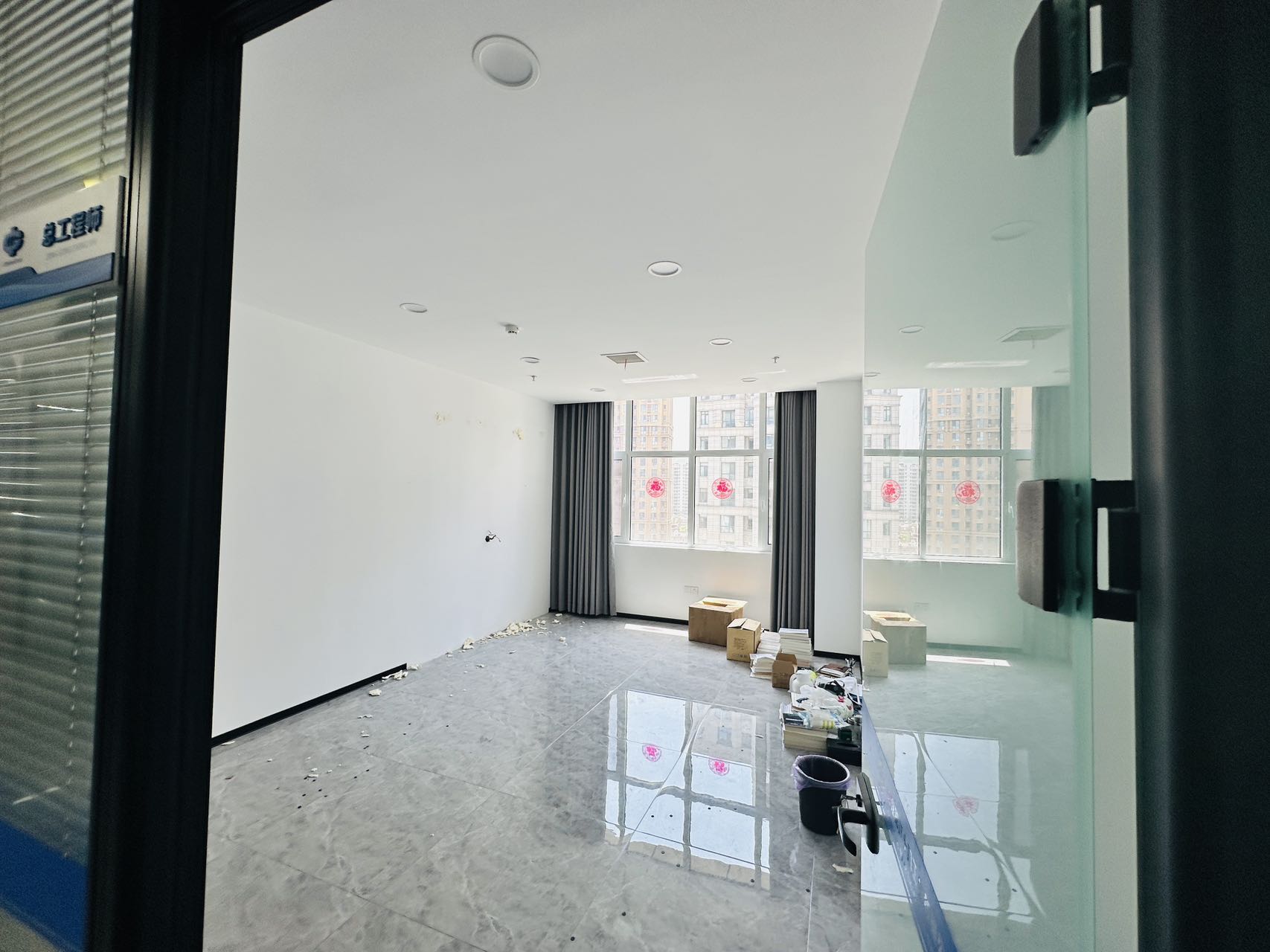 万平商务大厦（17租)