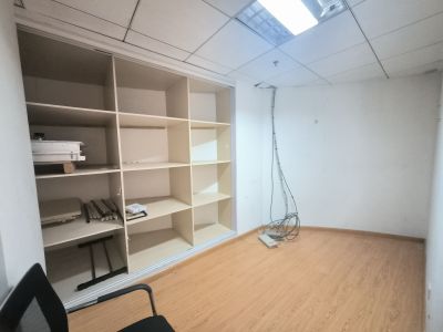 银荷大厦(17租)