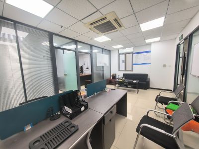 银荷大厦(17租)
