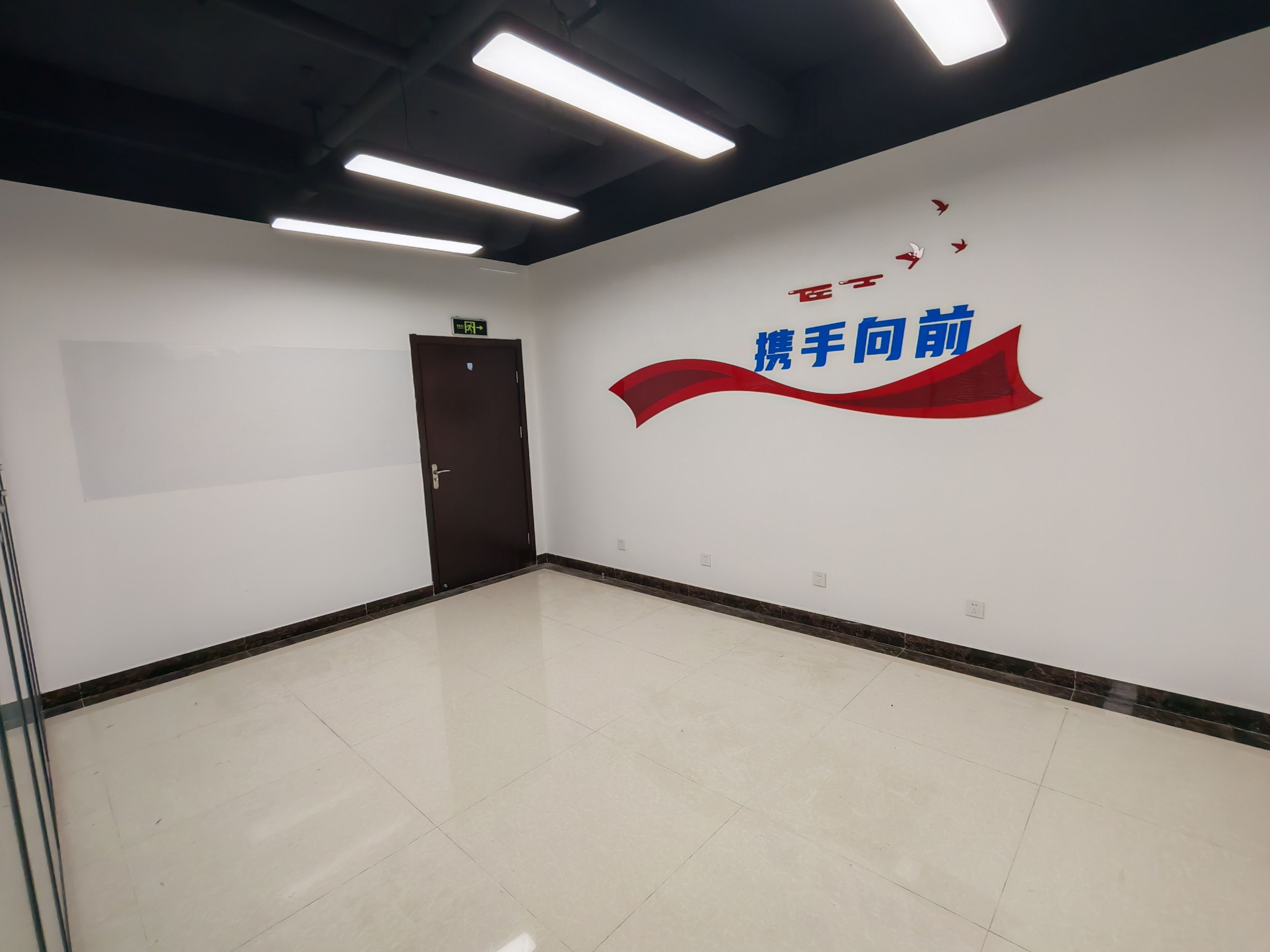 银丰东8区(17租)