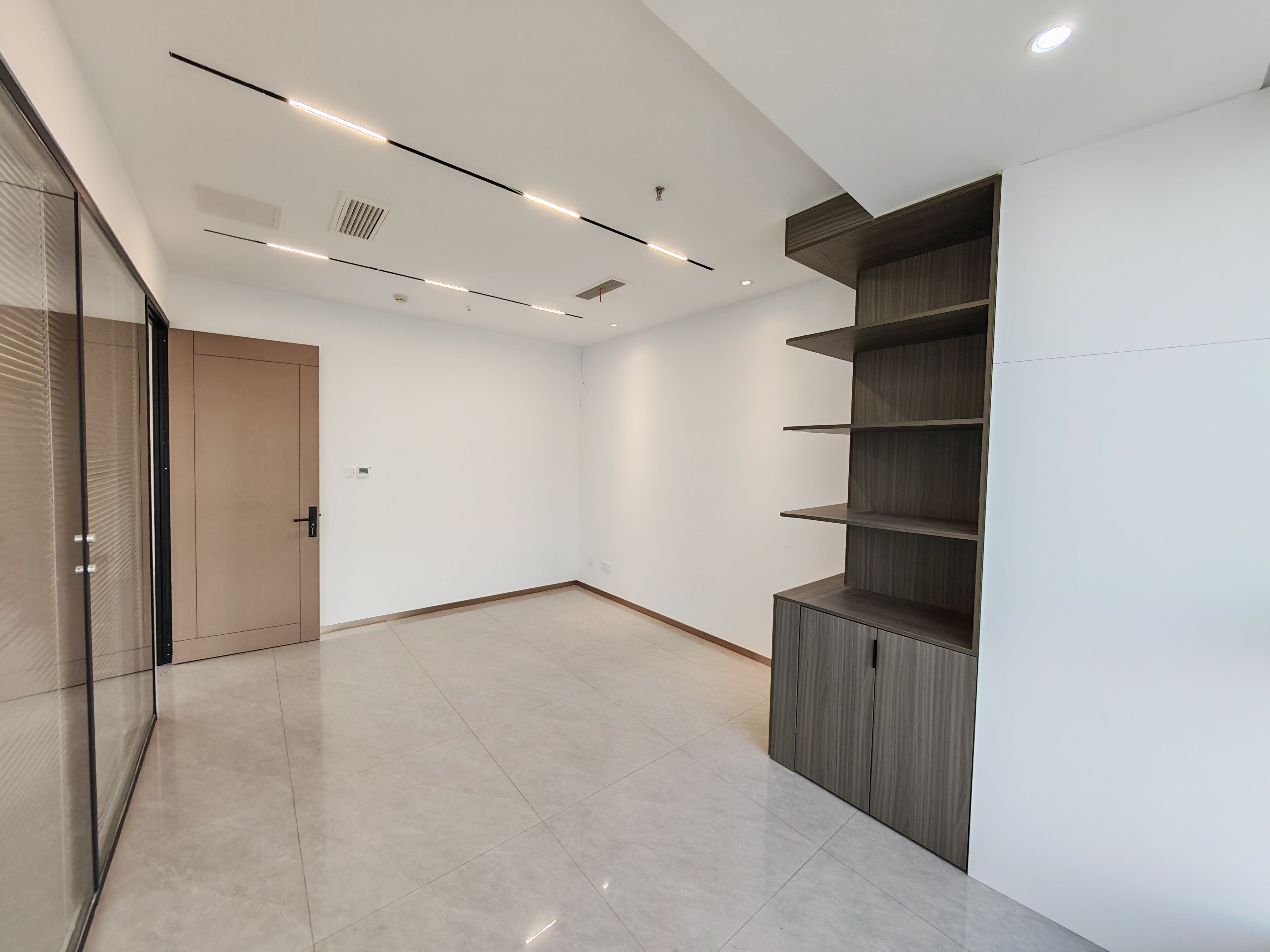 高新中垠广场（17租）