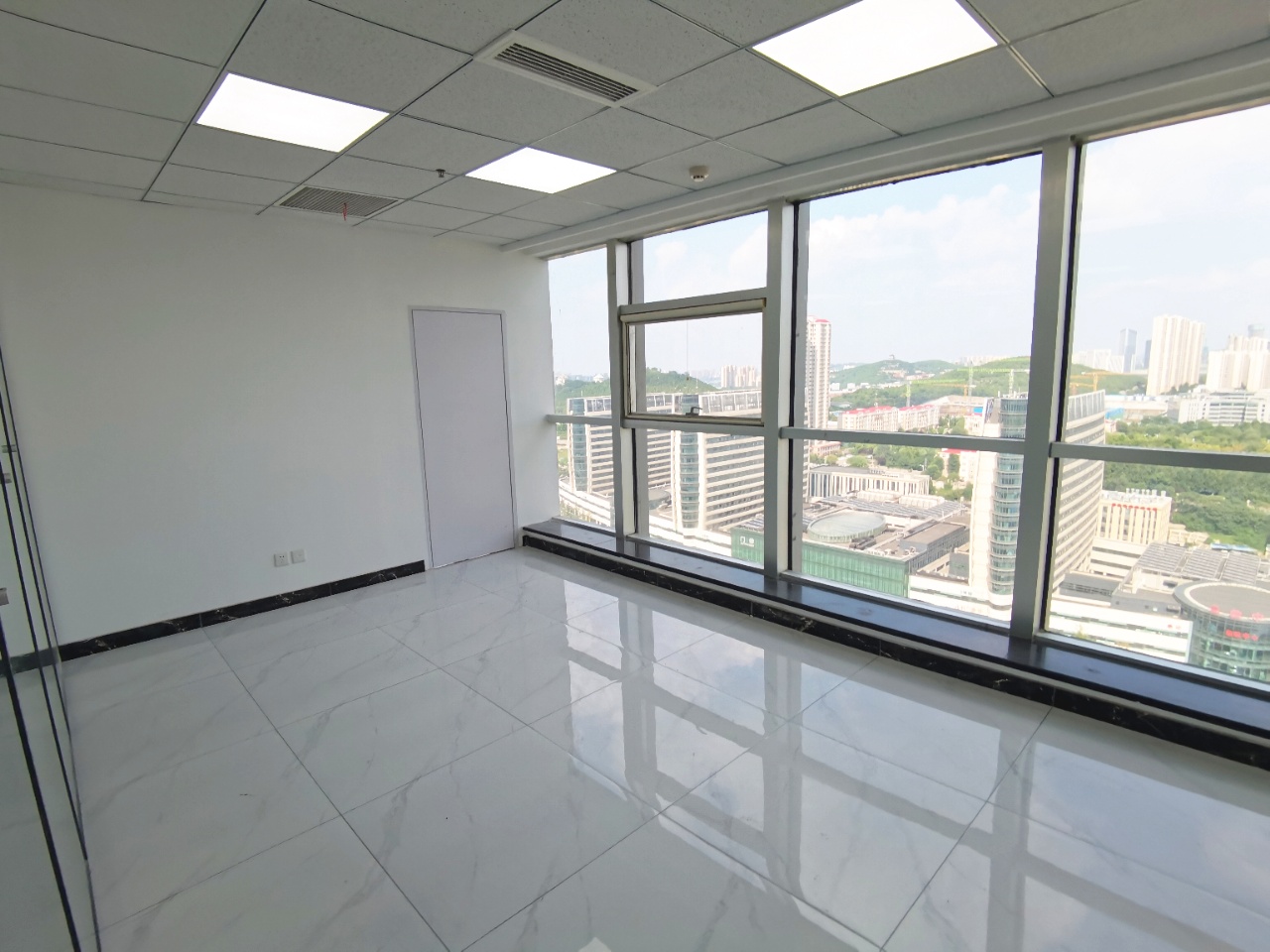 鲁商国奥城(17租)