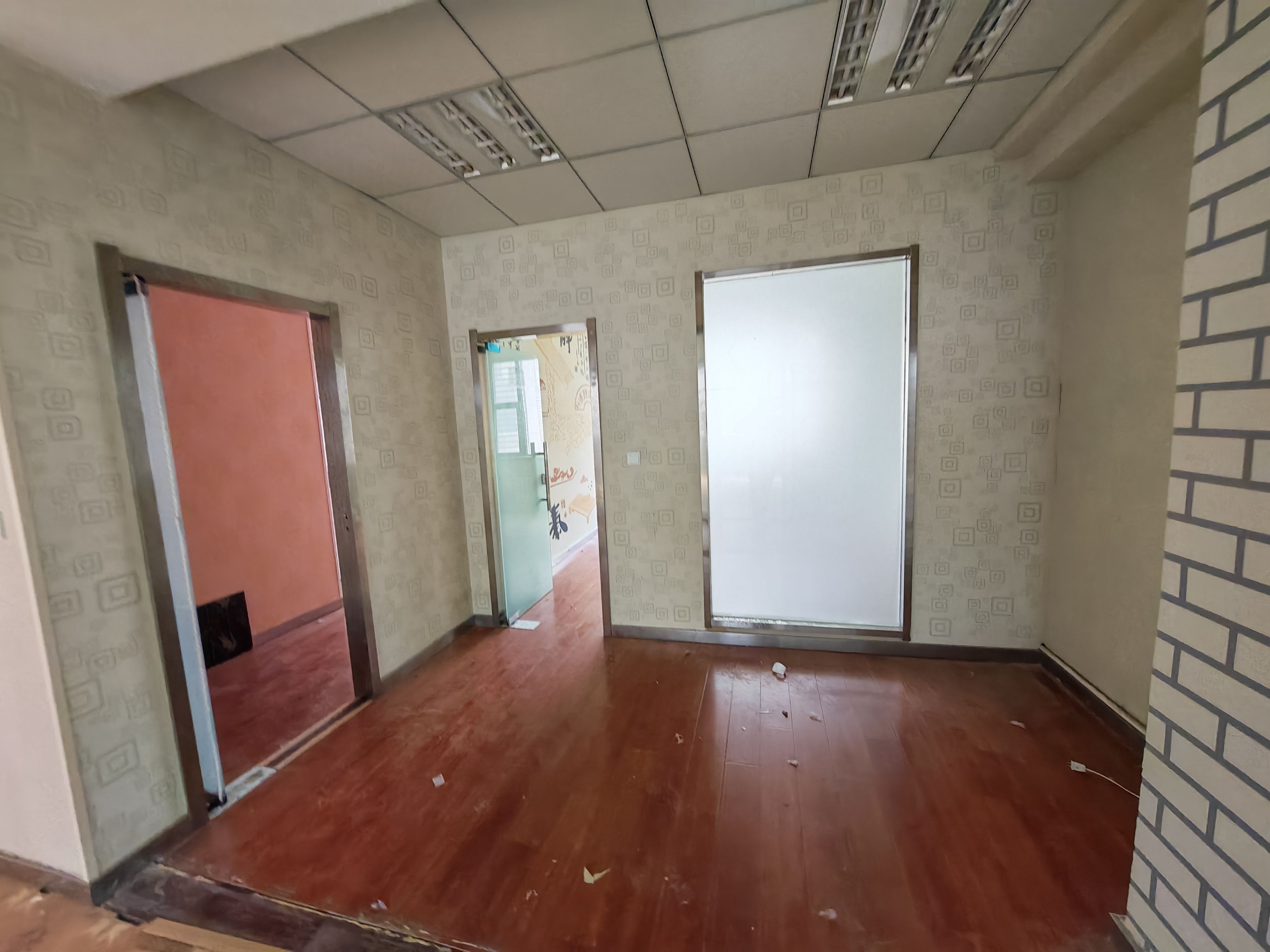 齐鲁文化创意基地(17租)