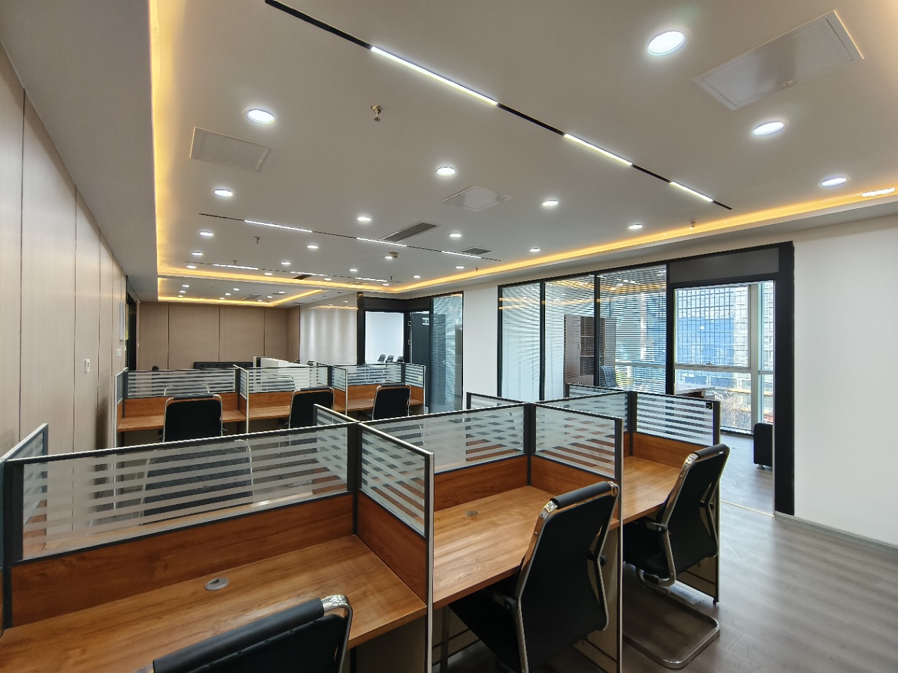 鲁商国奥城(17租)