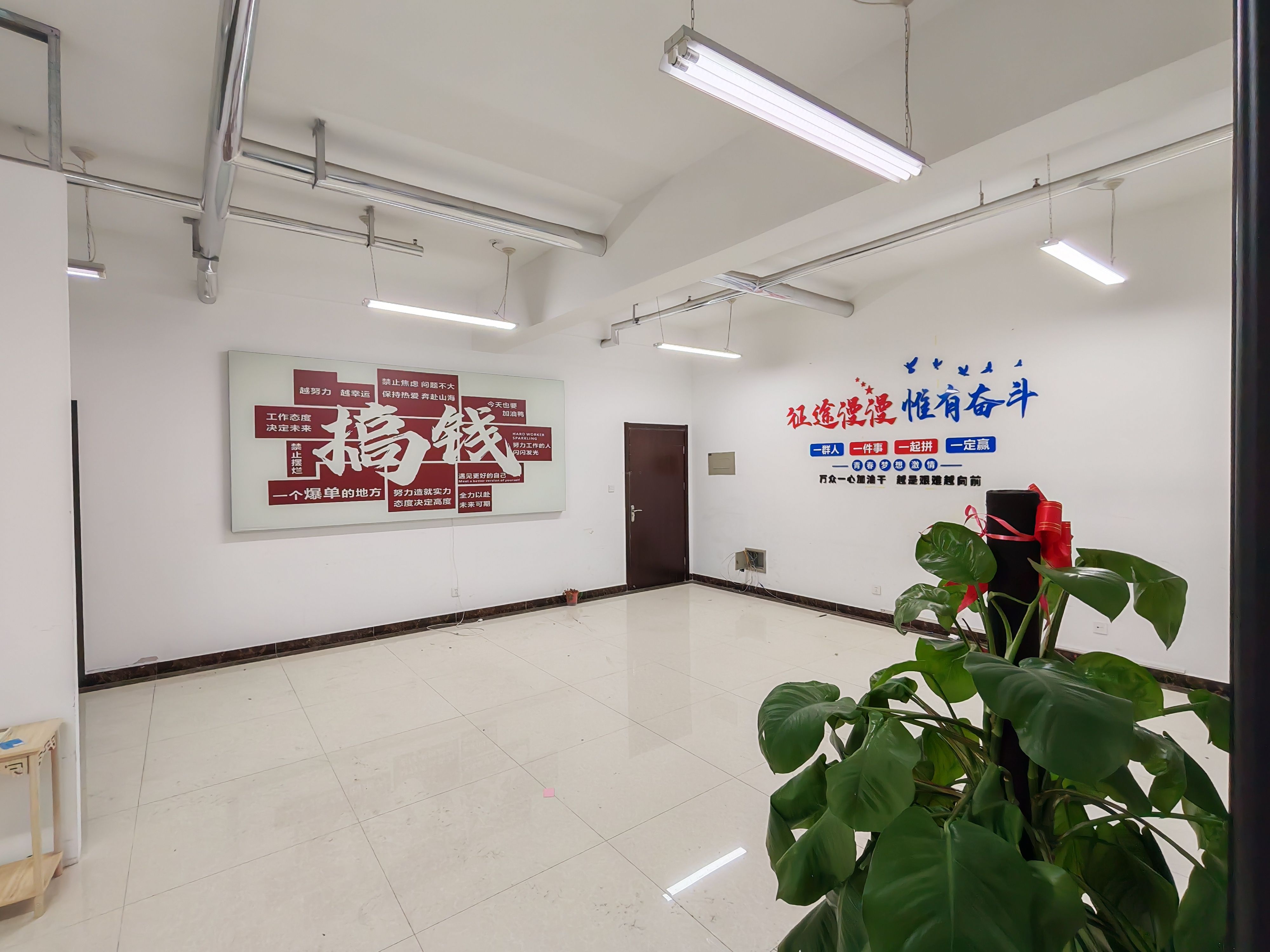 银丰东8区(17租)