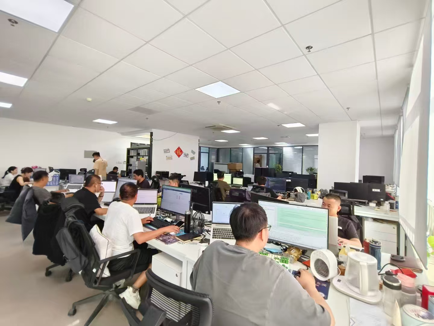 三庆齐盛广场(17租)