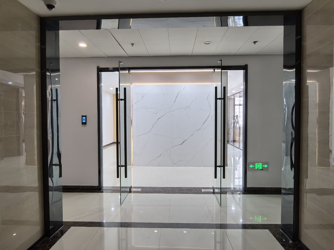 银丰东8区(17租)