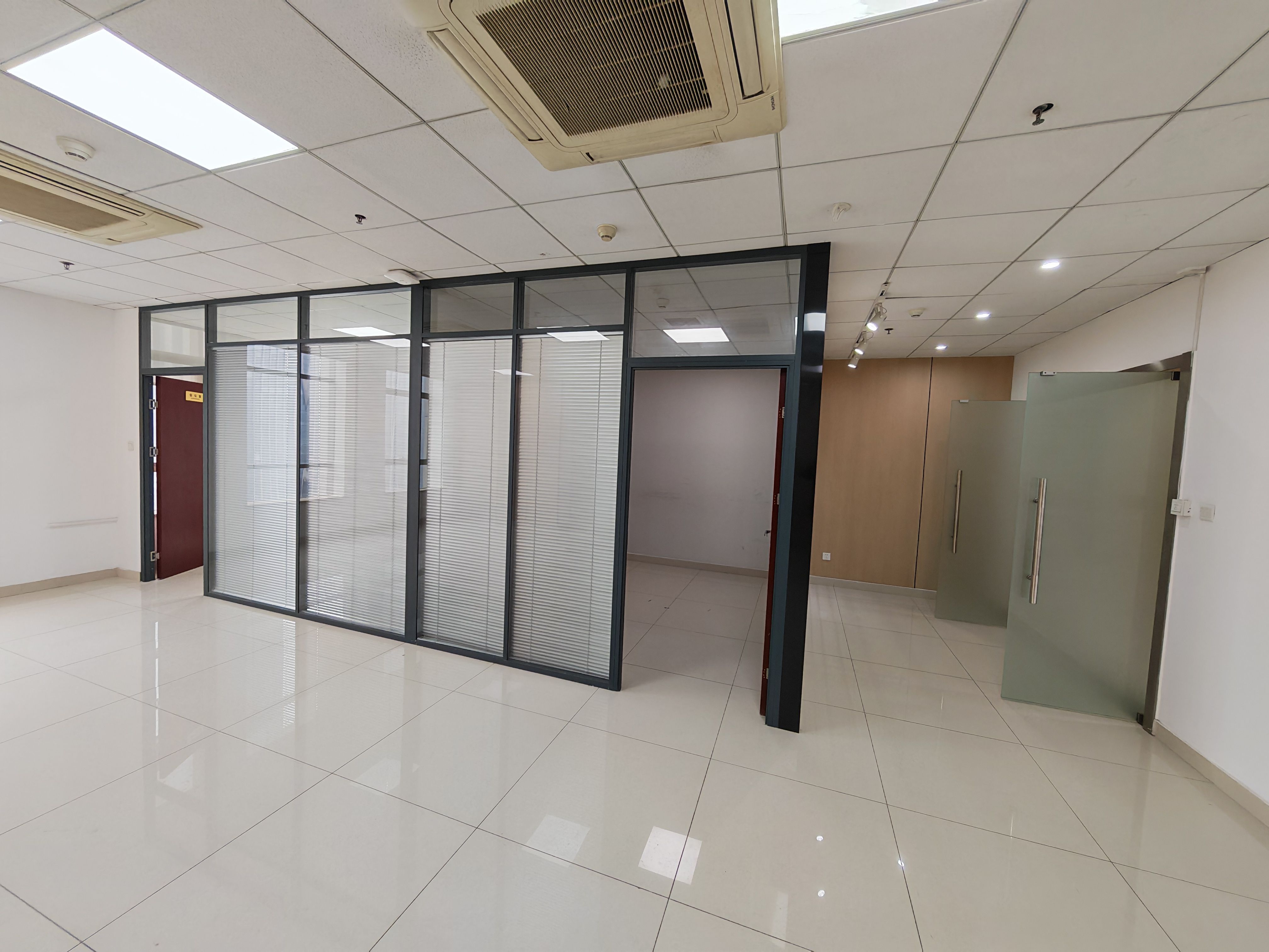 三庆齐盛广场(17租)