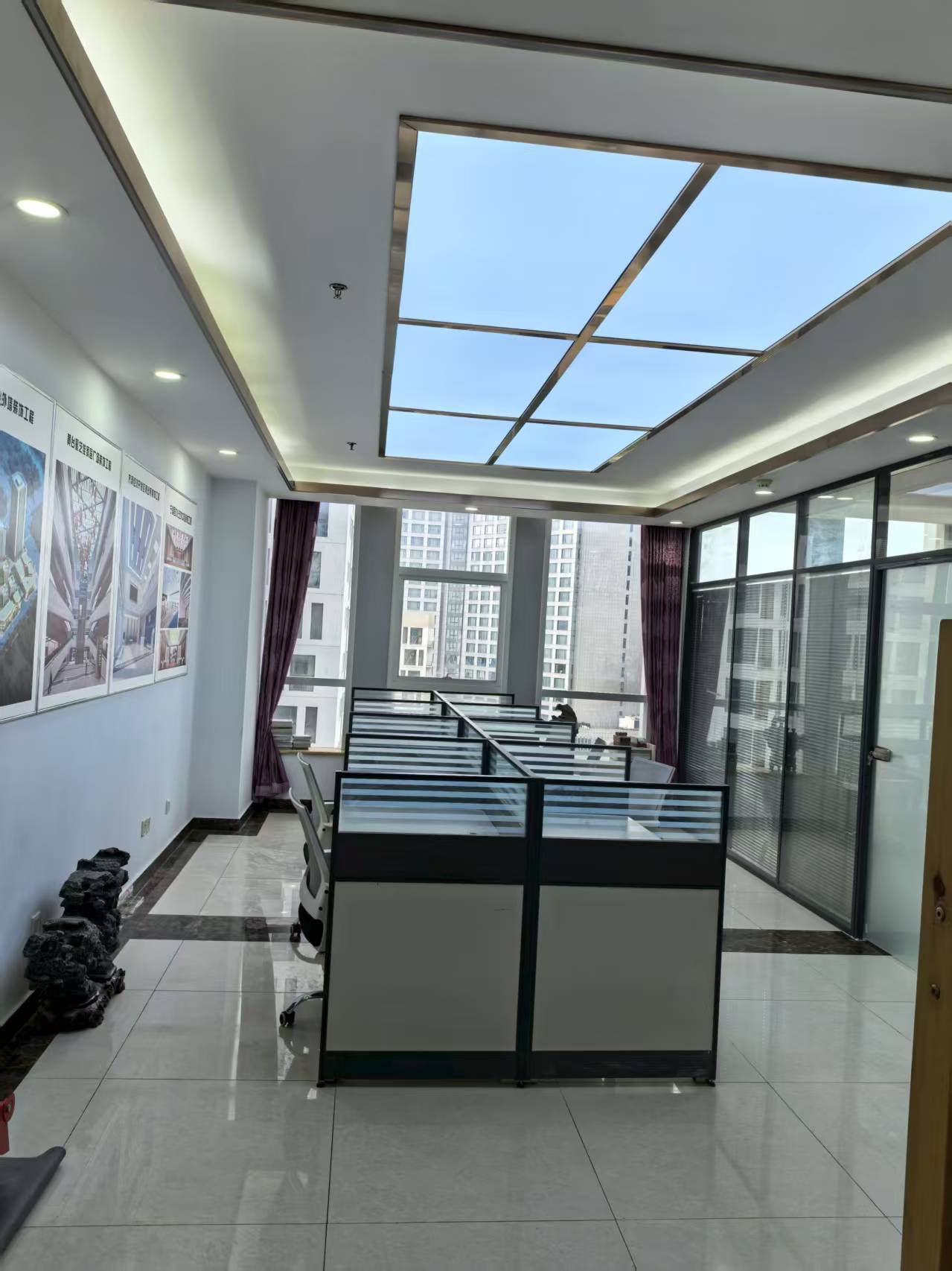 联合财富广场(17租)朝北向 精装办公 平层 位于会展中心  