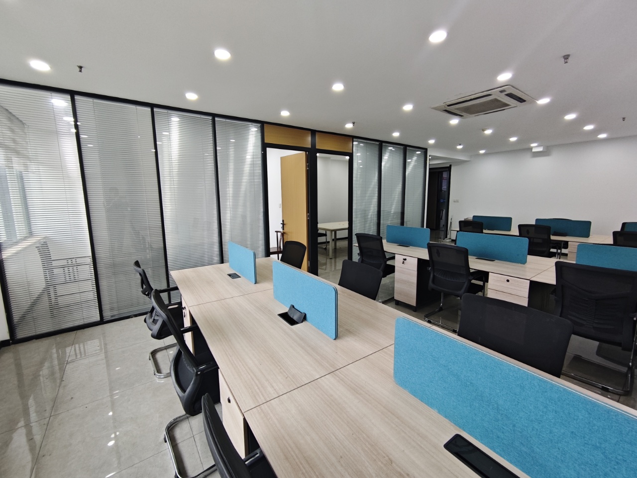 三庆世纪财富中心(17租)