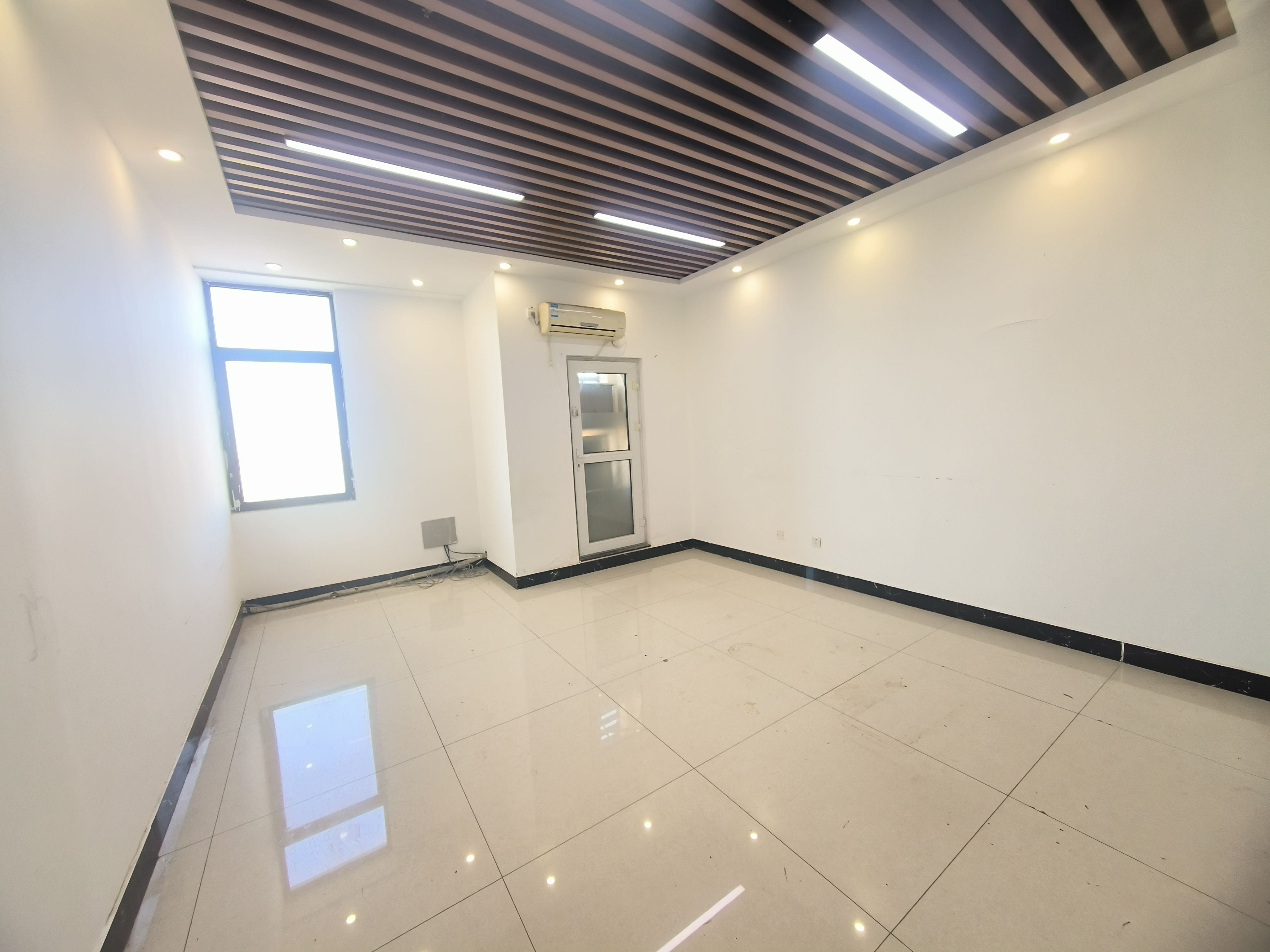 银丰东8区(17租)