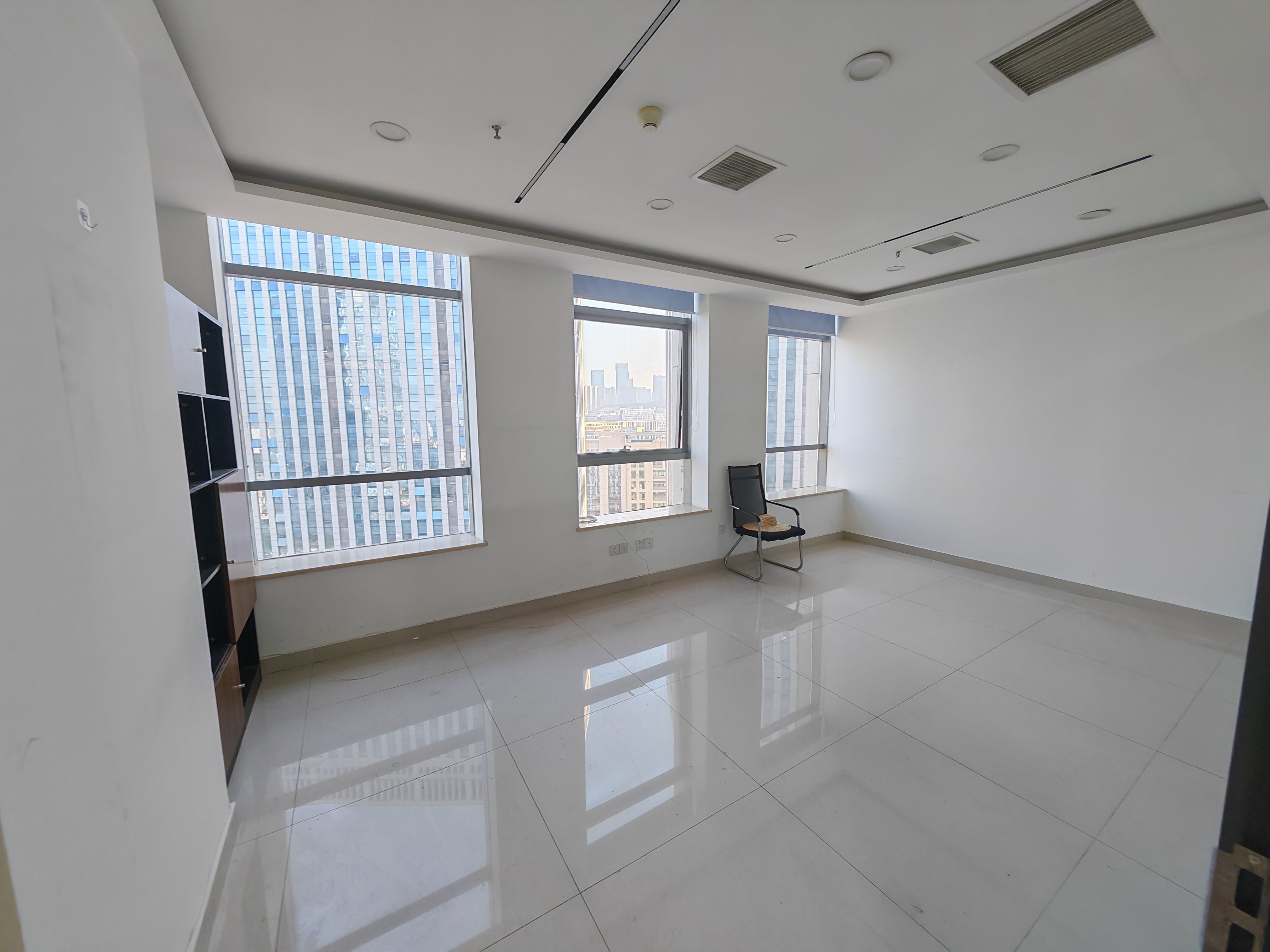 三庆齐盛广场(17租)