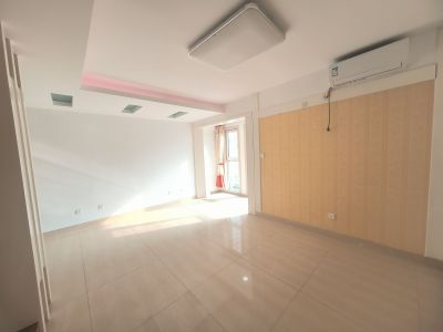 丁豪广场(17租)朝西向 精装办公 平层 位于会展中心  视频房