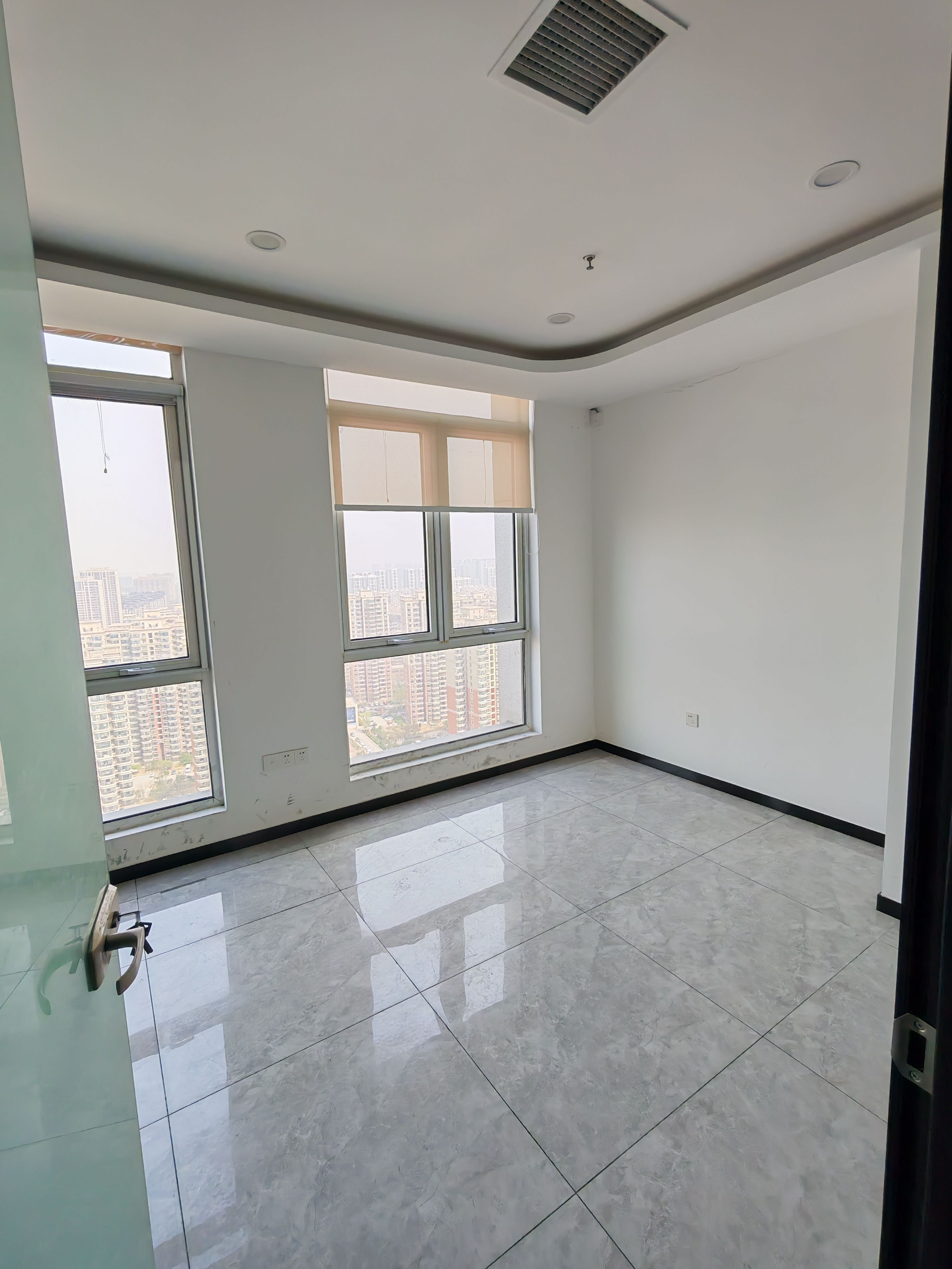 山钢新天地(17租)