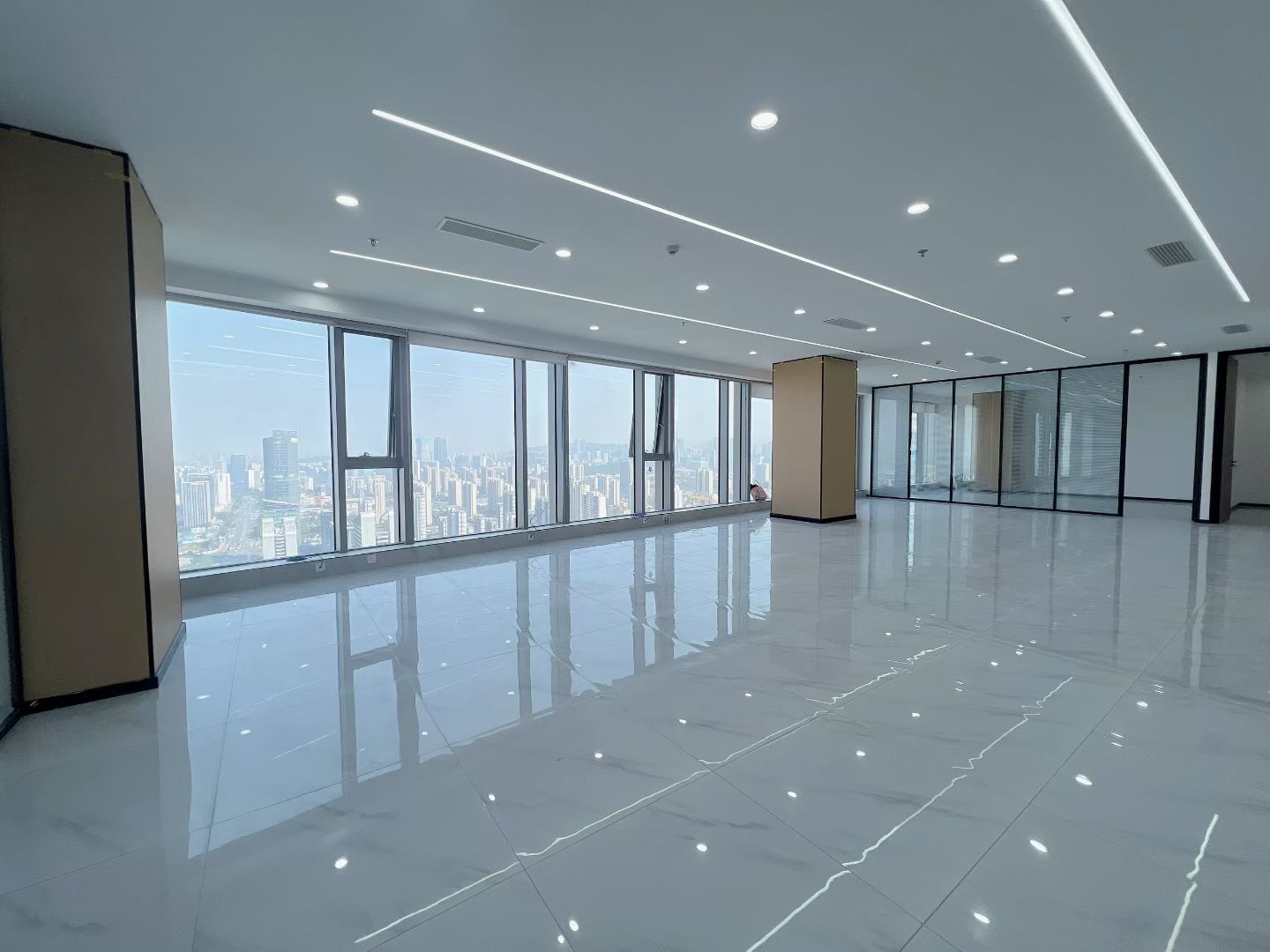 华润置地广场（17租）