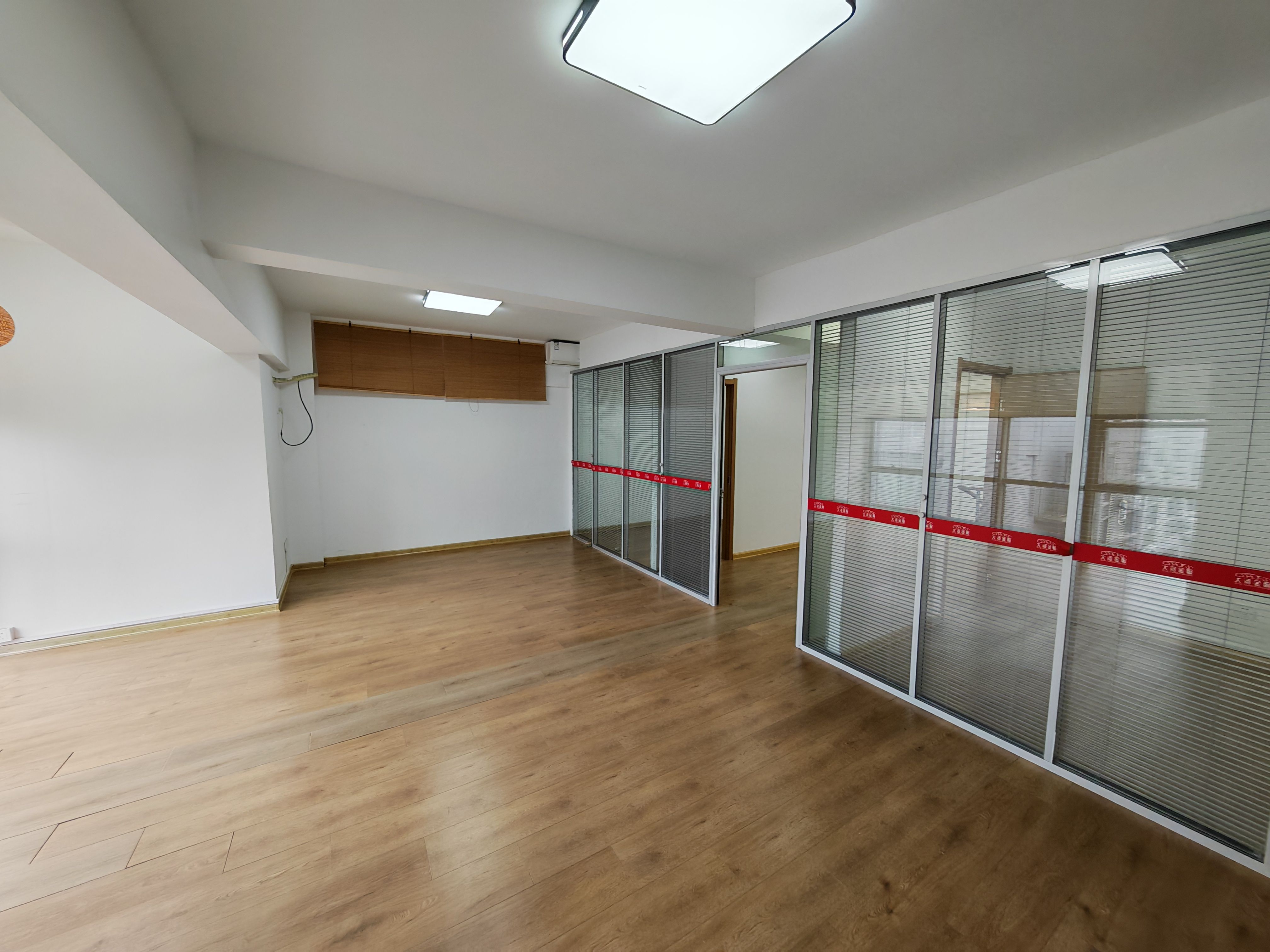 齐鲁文化创意基地(17租)