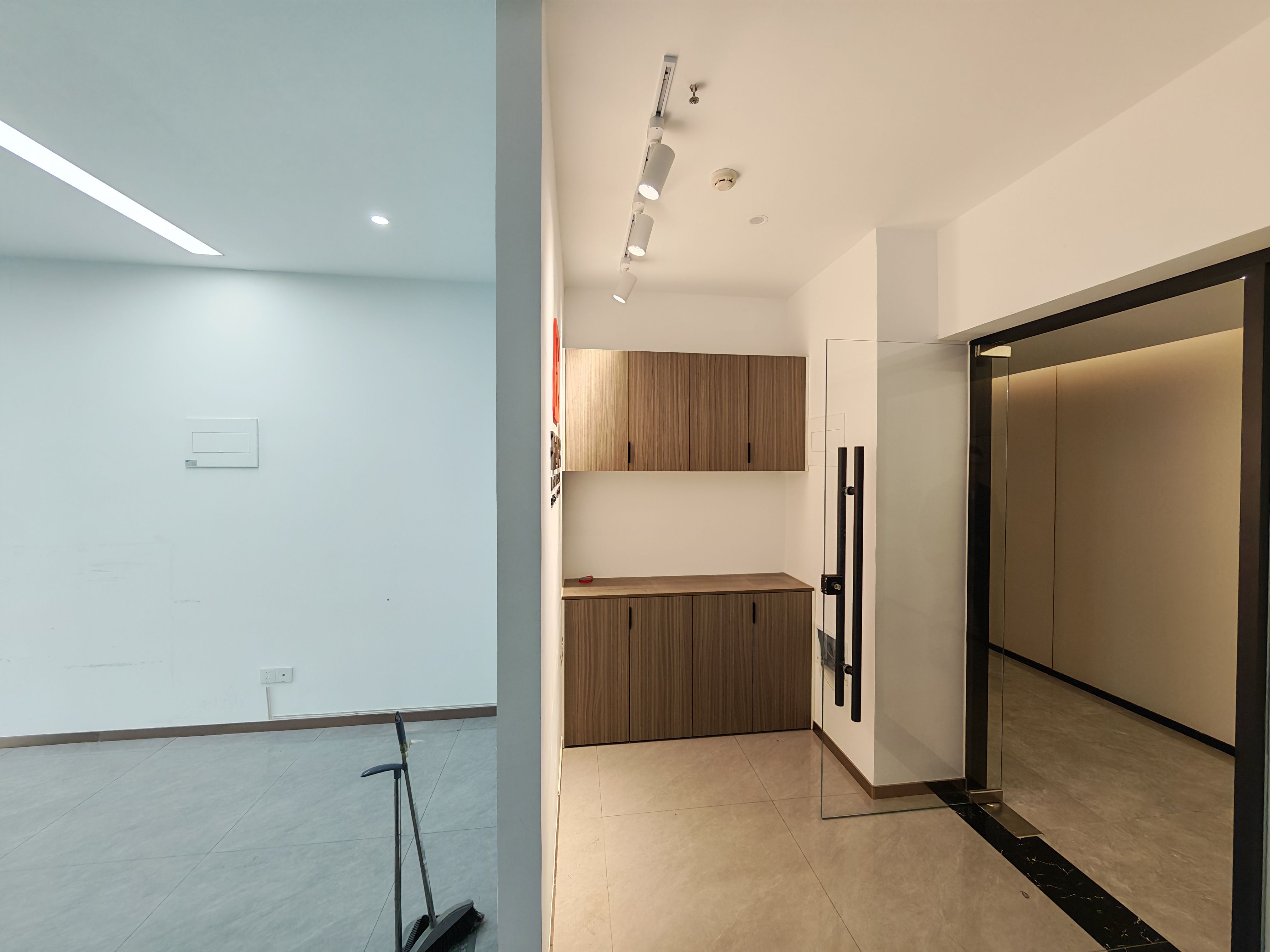 高新中垠广场（17租）