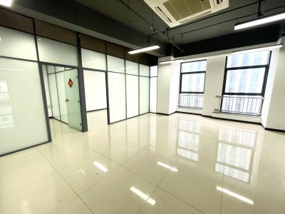 博晶大厦(17租)