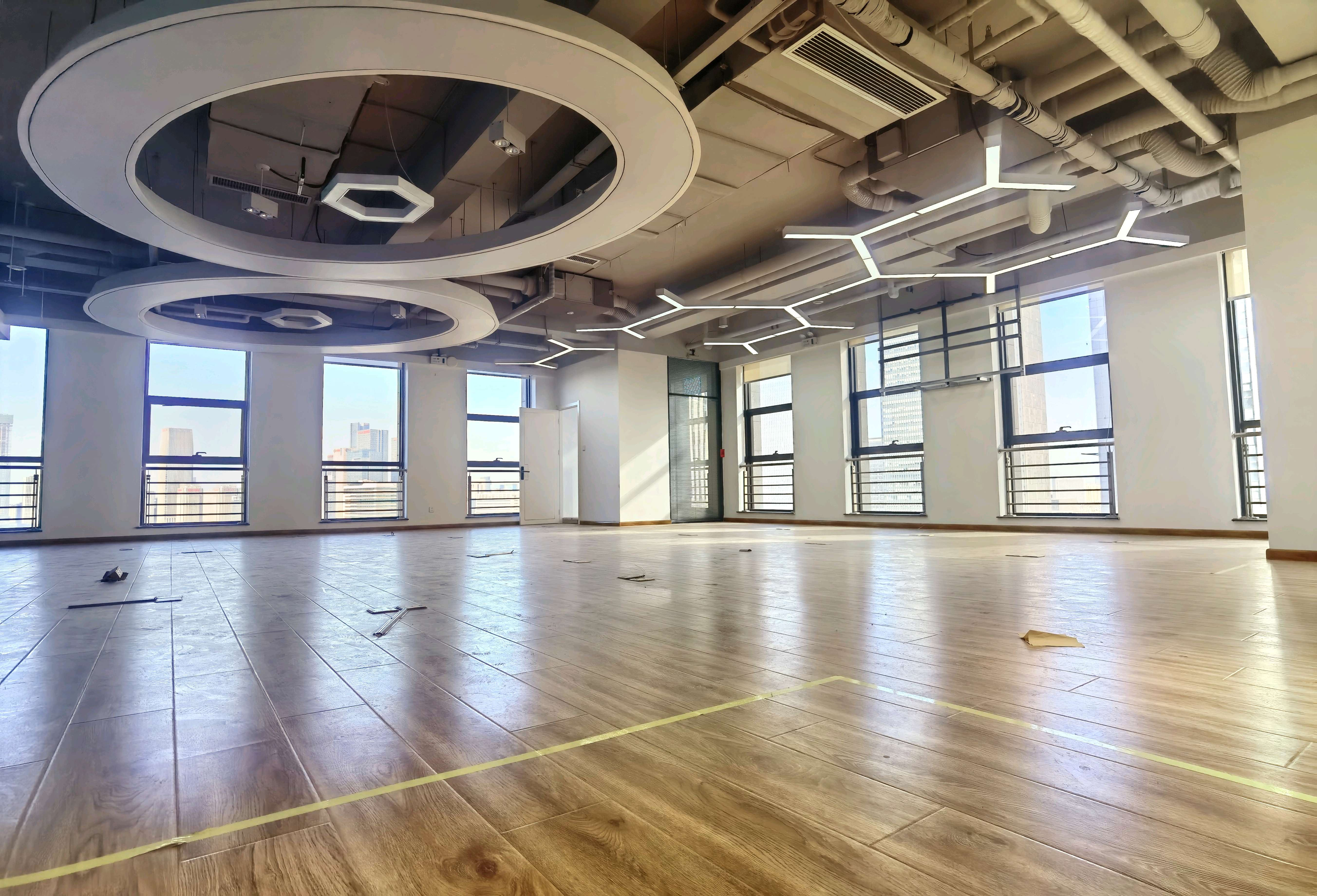 华创观礼中心(17租)