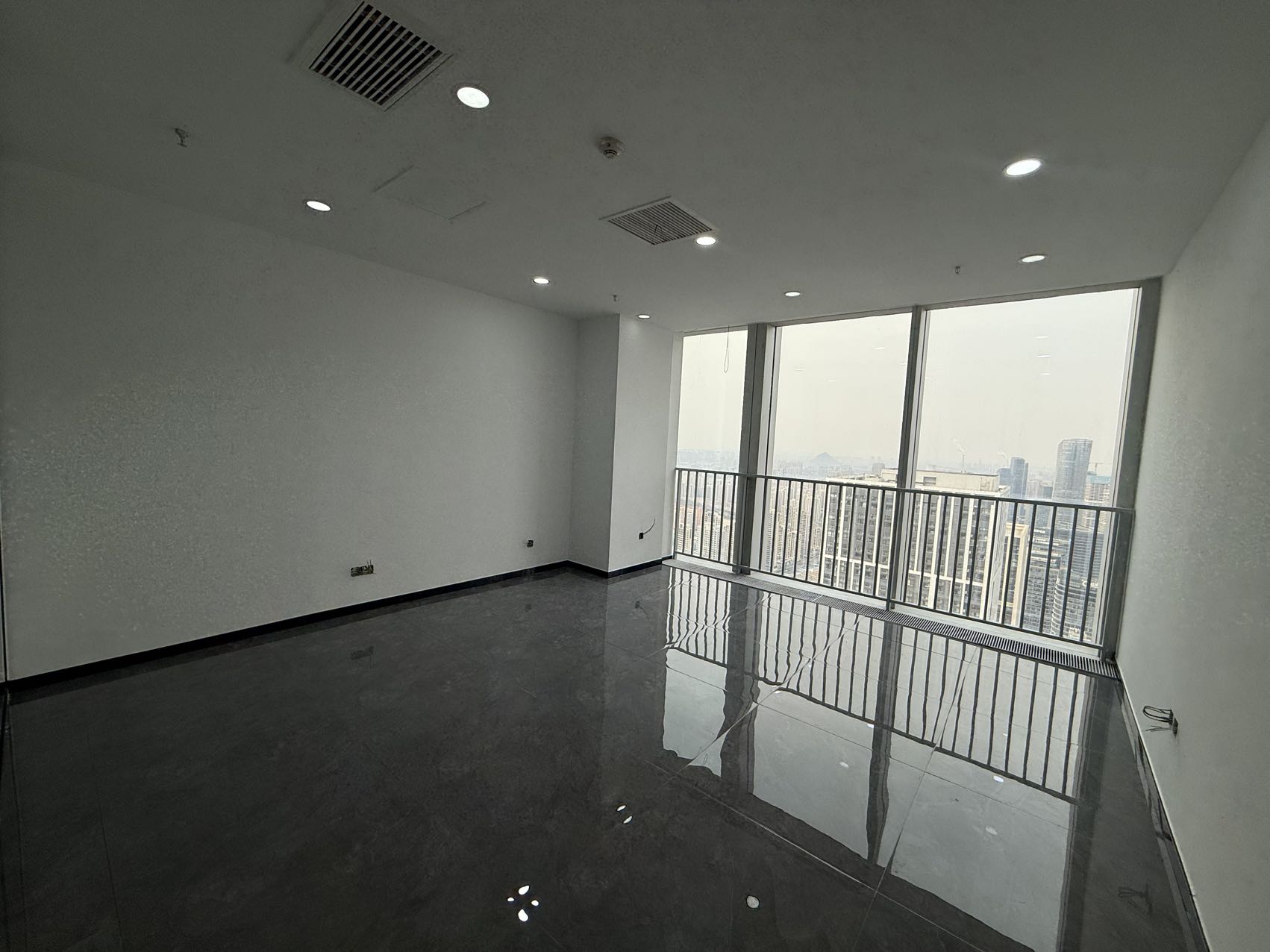 华润中心万象城(17租)