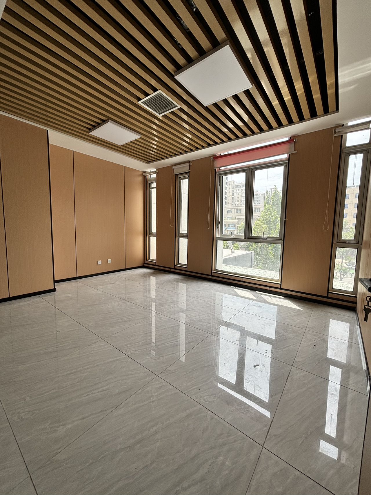 山钢新天地(17租)