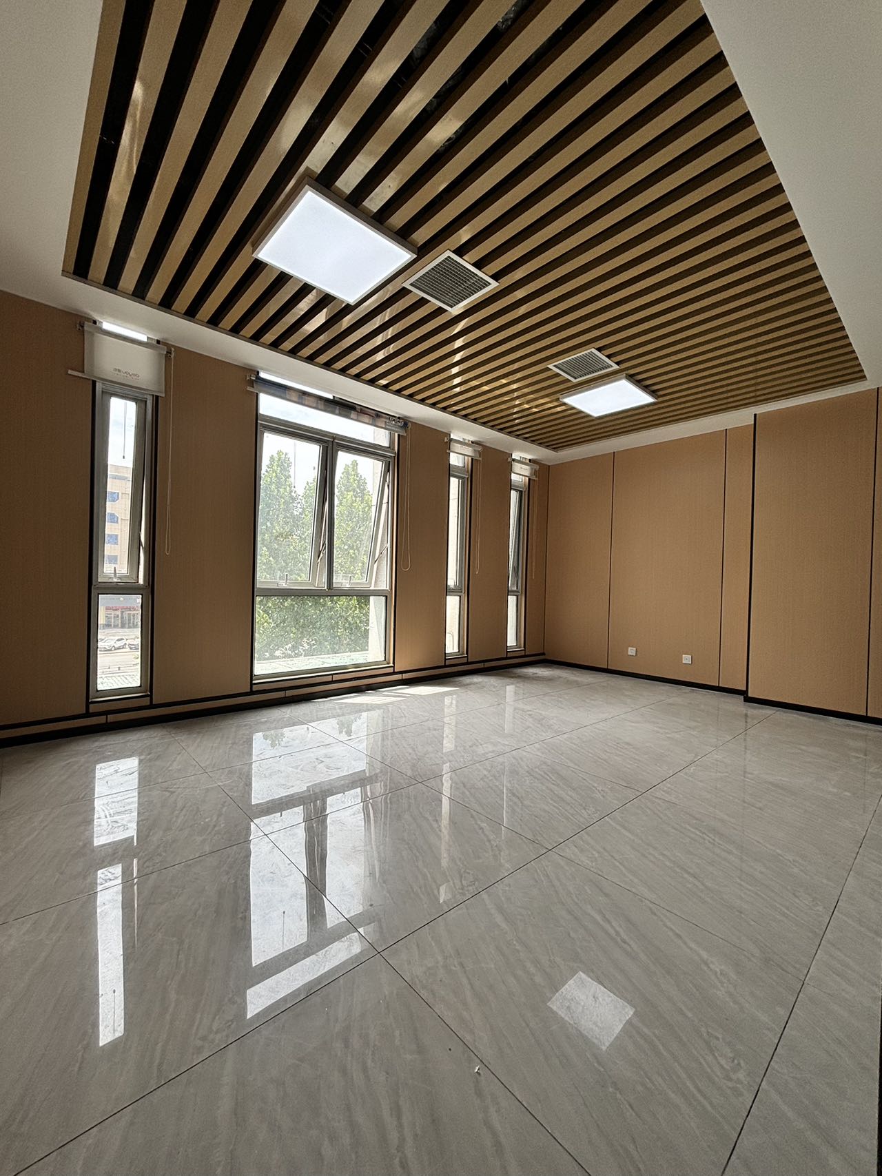 山钢新天地(17租)