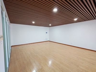 舜泰广场(17租)