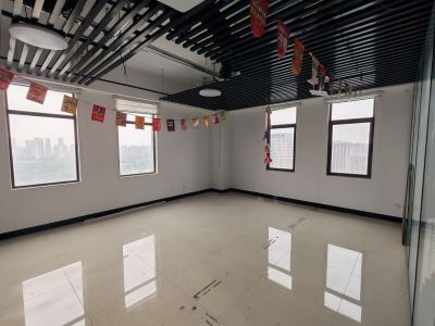 银丰东8区(17租)