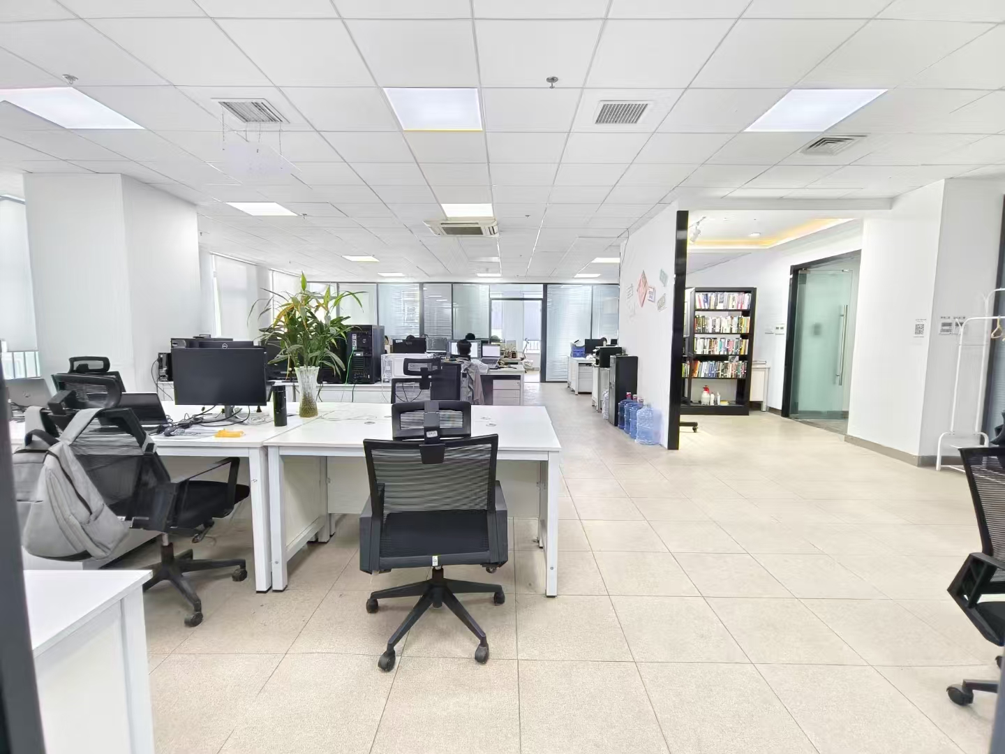 三庆齐盛广场(17租)