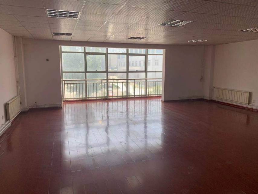 齐鲁文化创意基地(17租)