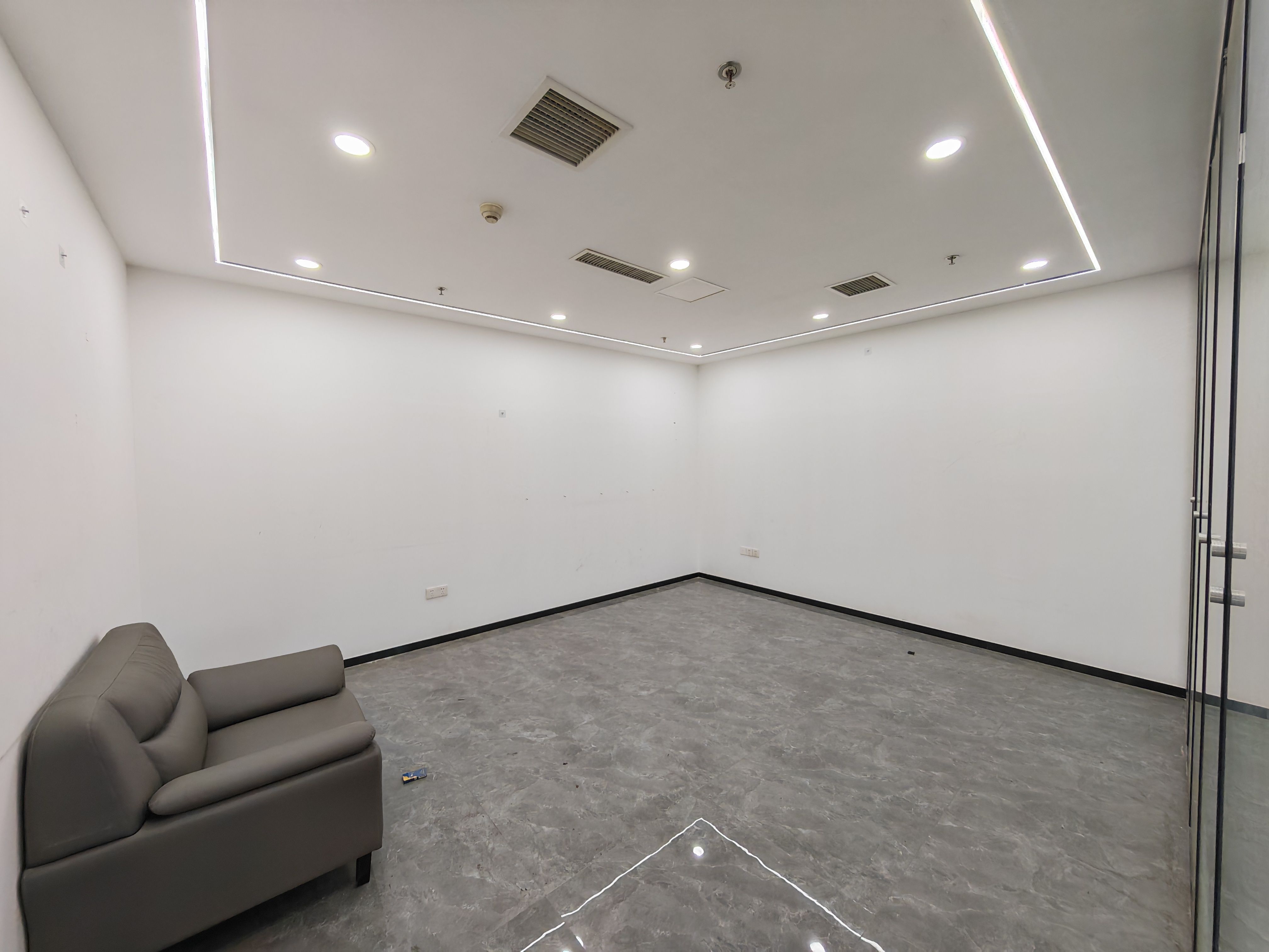 三庆齐盛广场(17租)