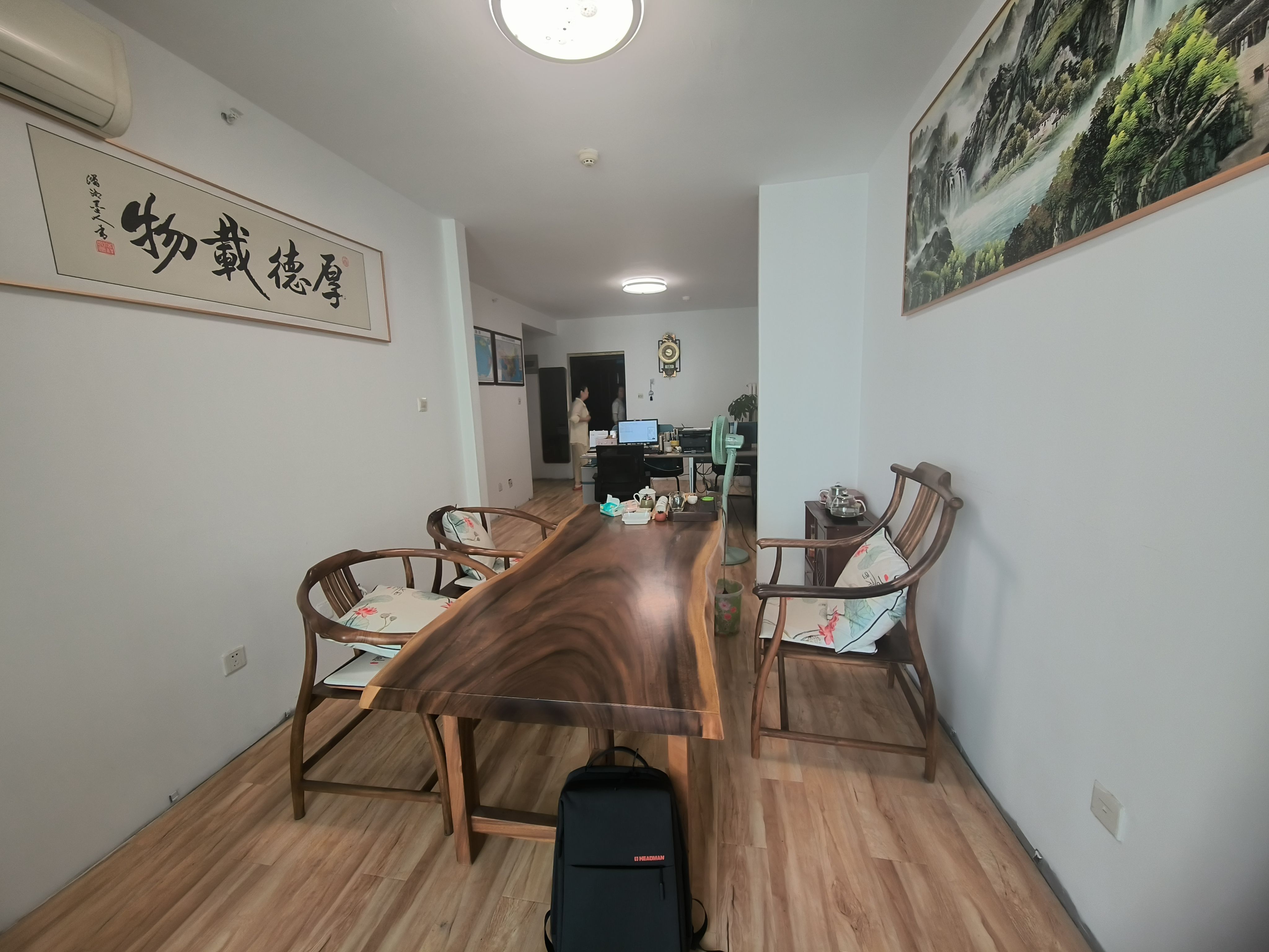 丁豪广场(17租)