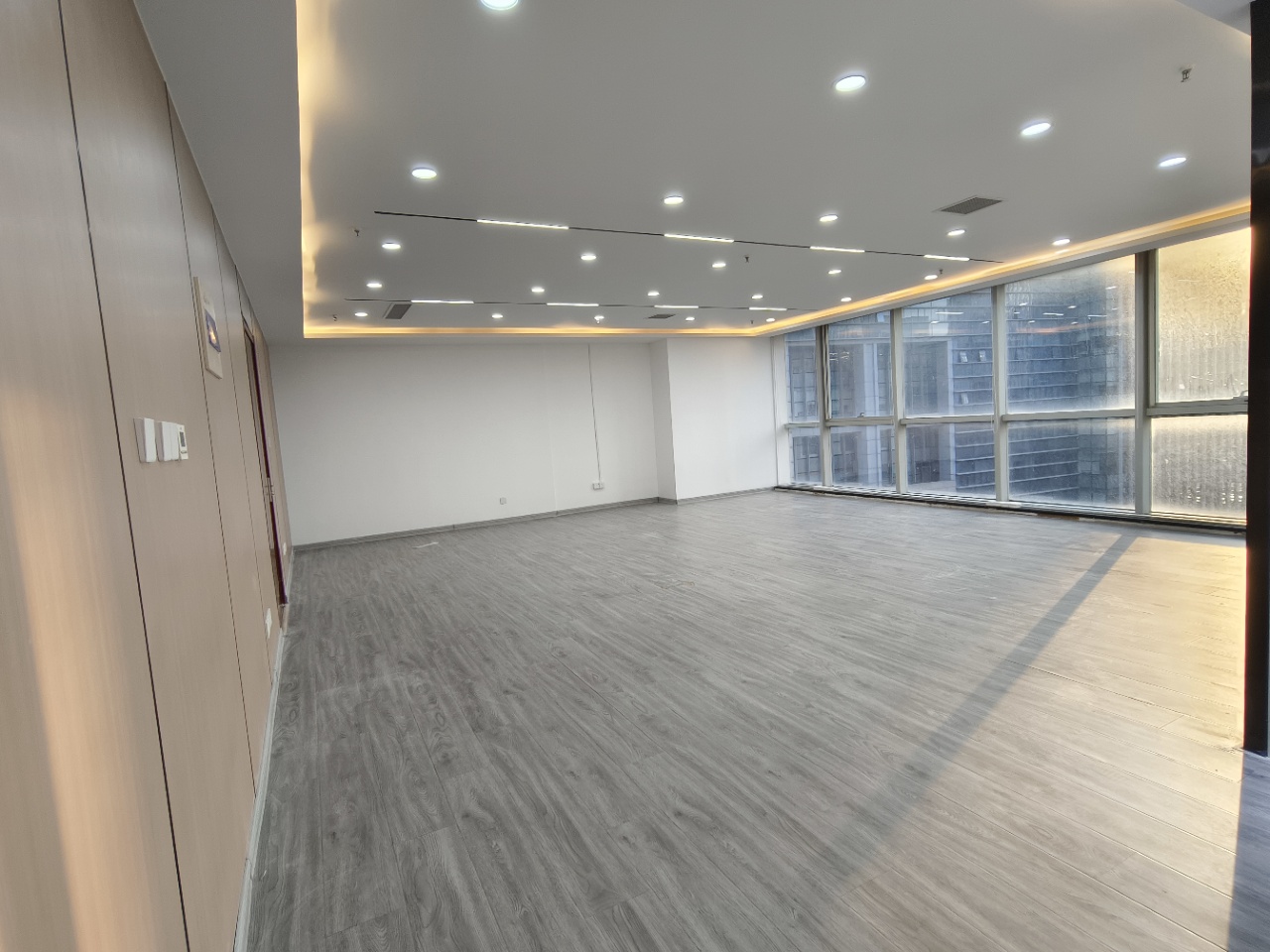 鲁商国奥城(17租)