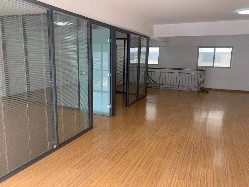 齐鲁文化创意基地(17租)