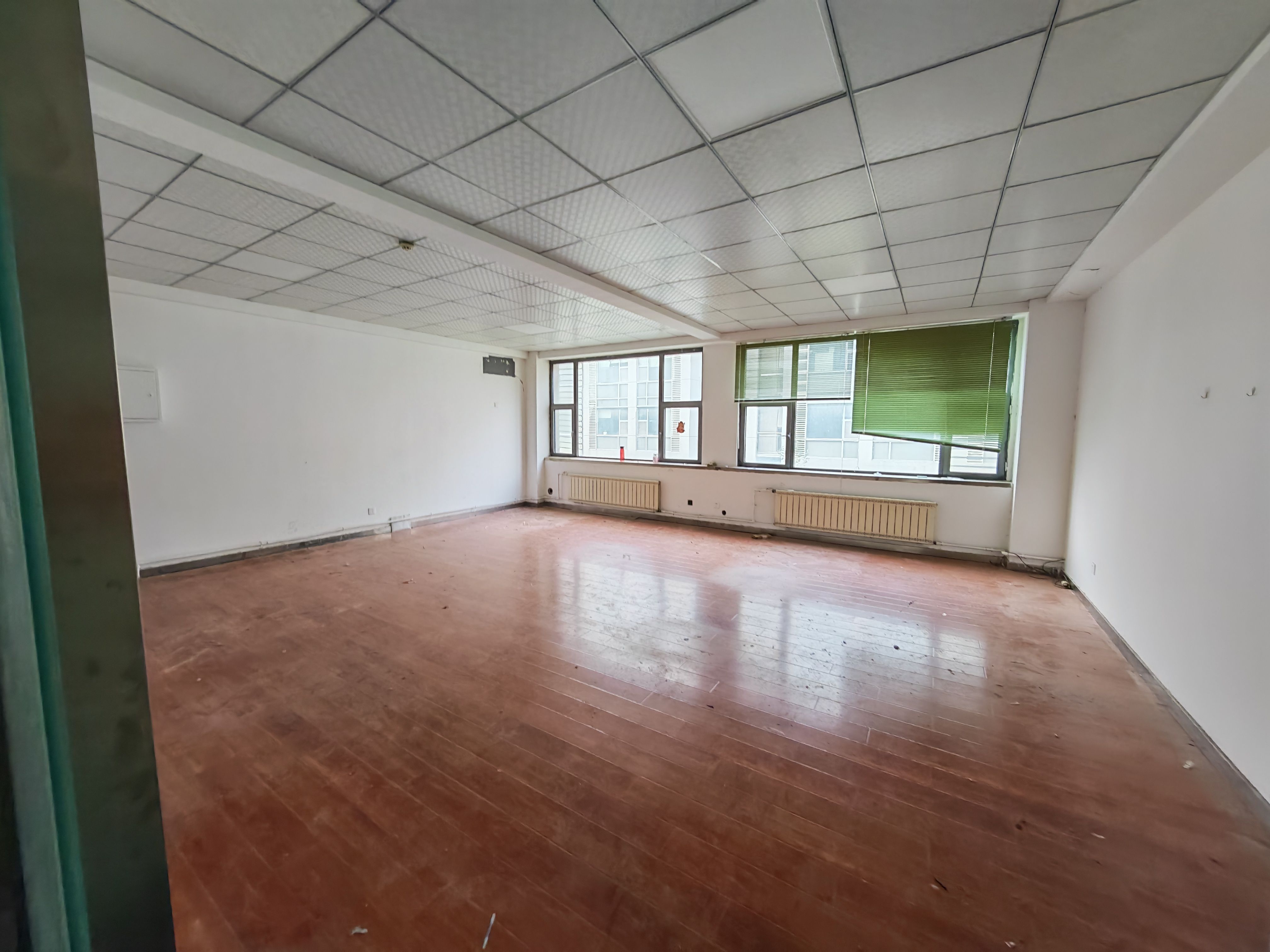 齐鲁文化创意基地(17租)