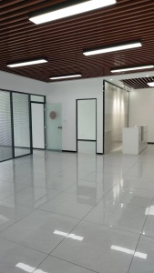 CBD中央广场（17租）