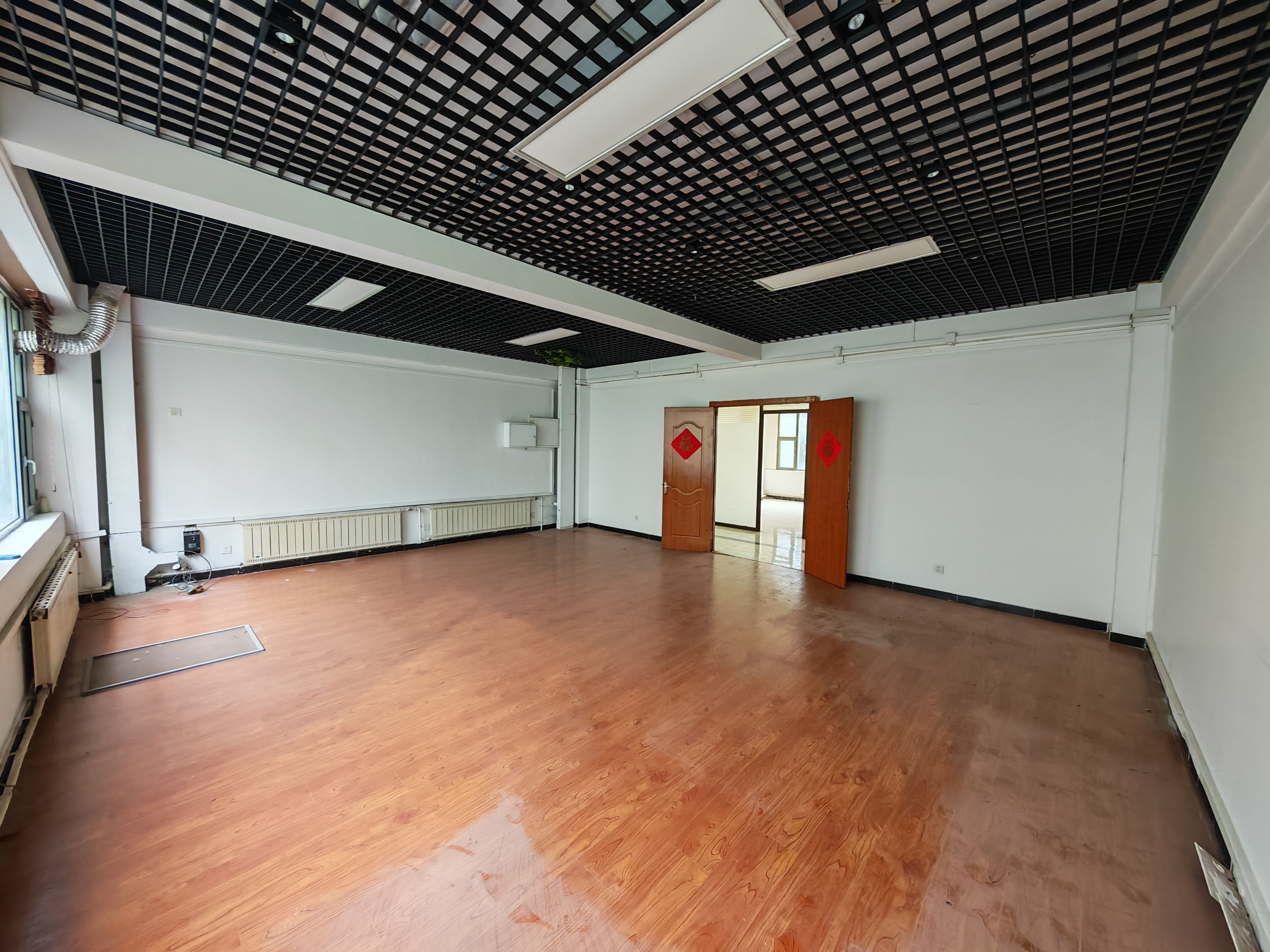 齐鲁文化创意基地(17租)