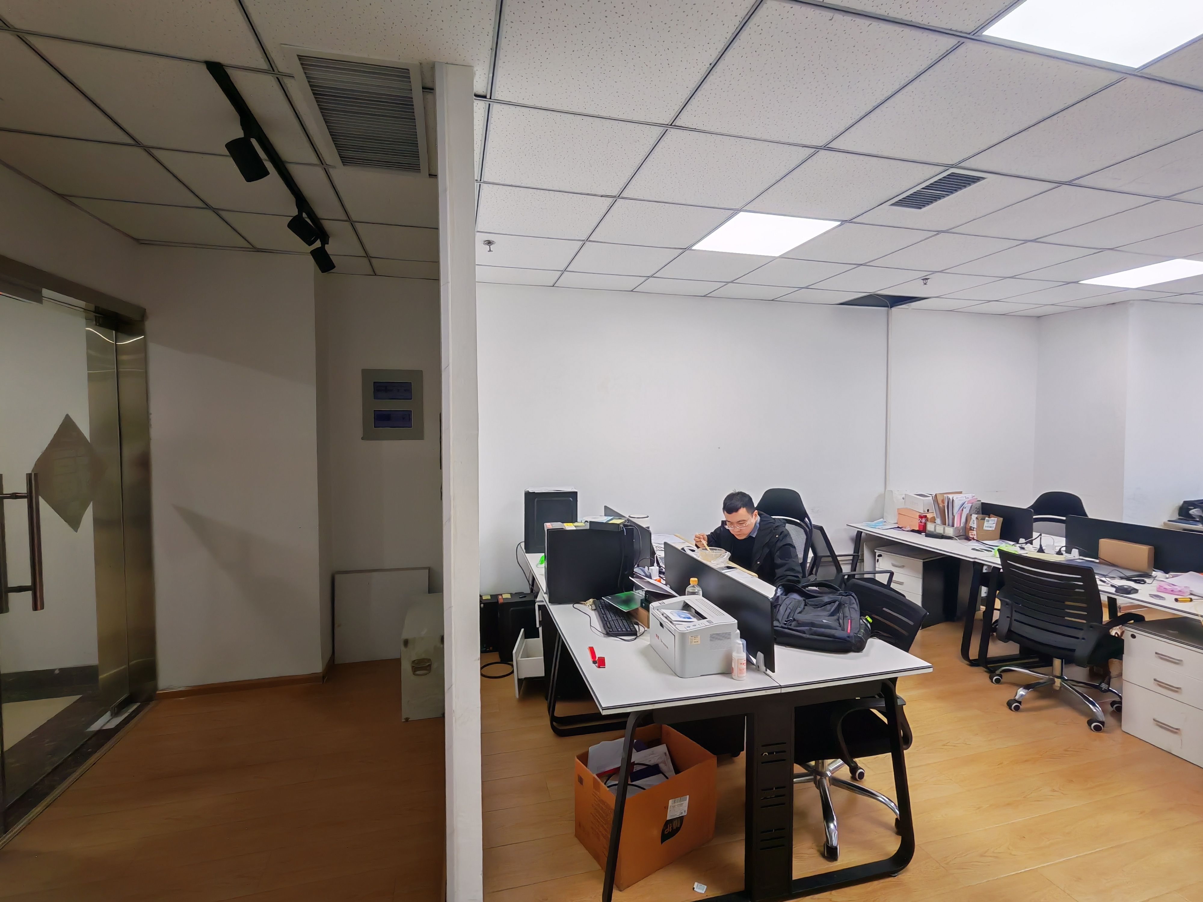 联合财富广场(17租)