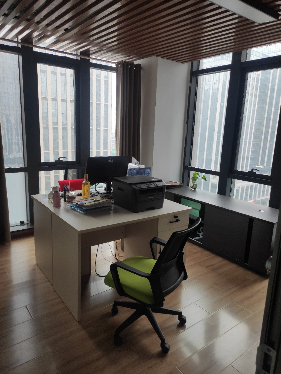 黄金时代广场(17租)