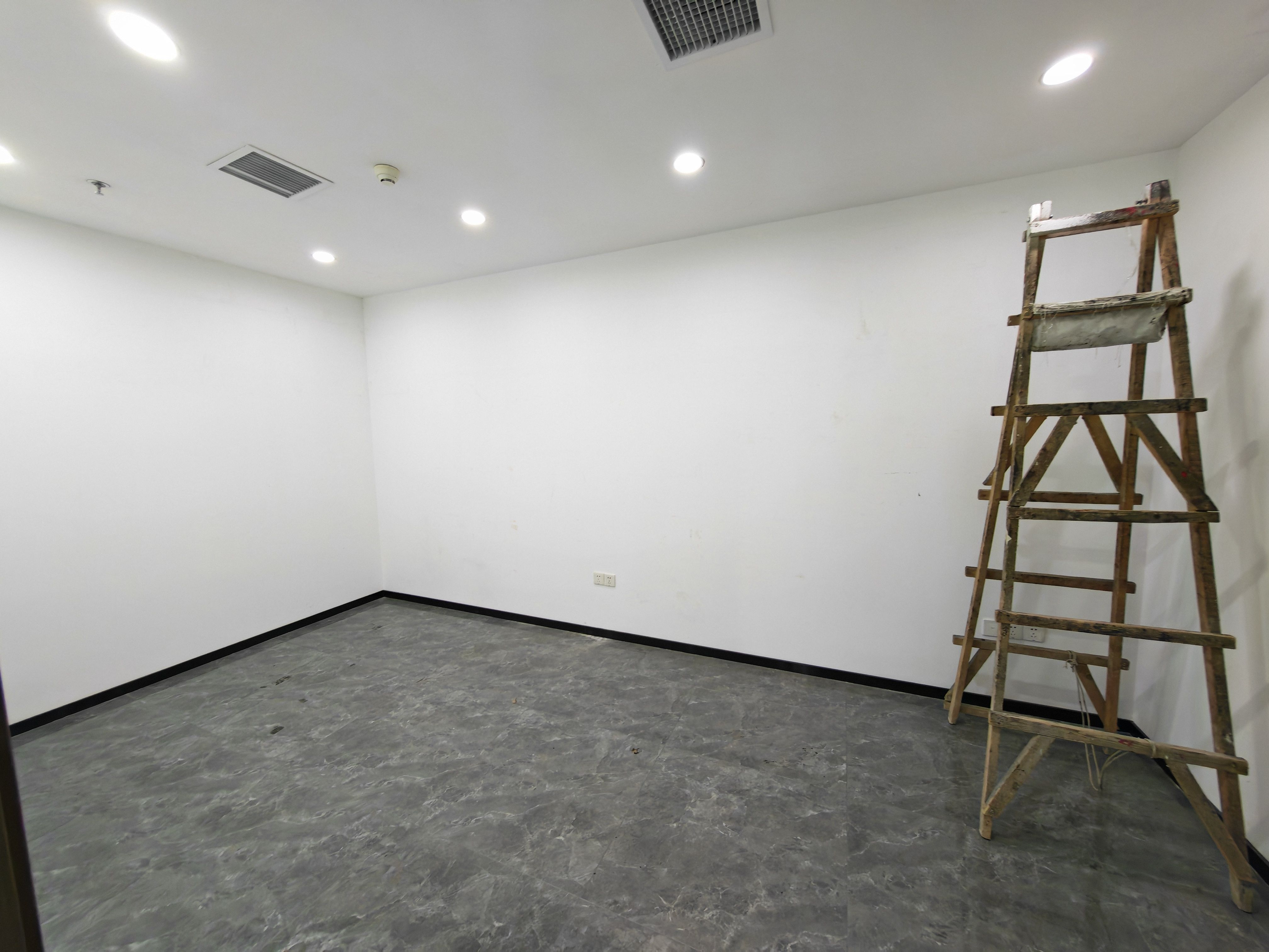 三庆齐盛广场(17租)