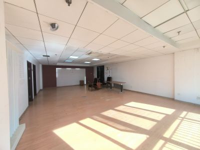 银荷大厦(17租)