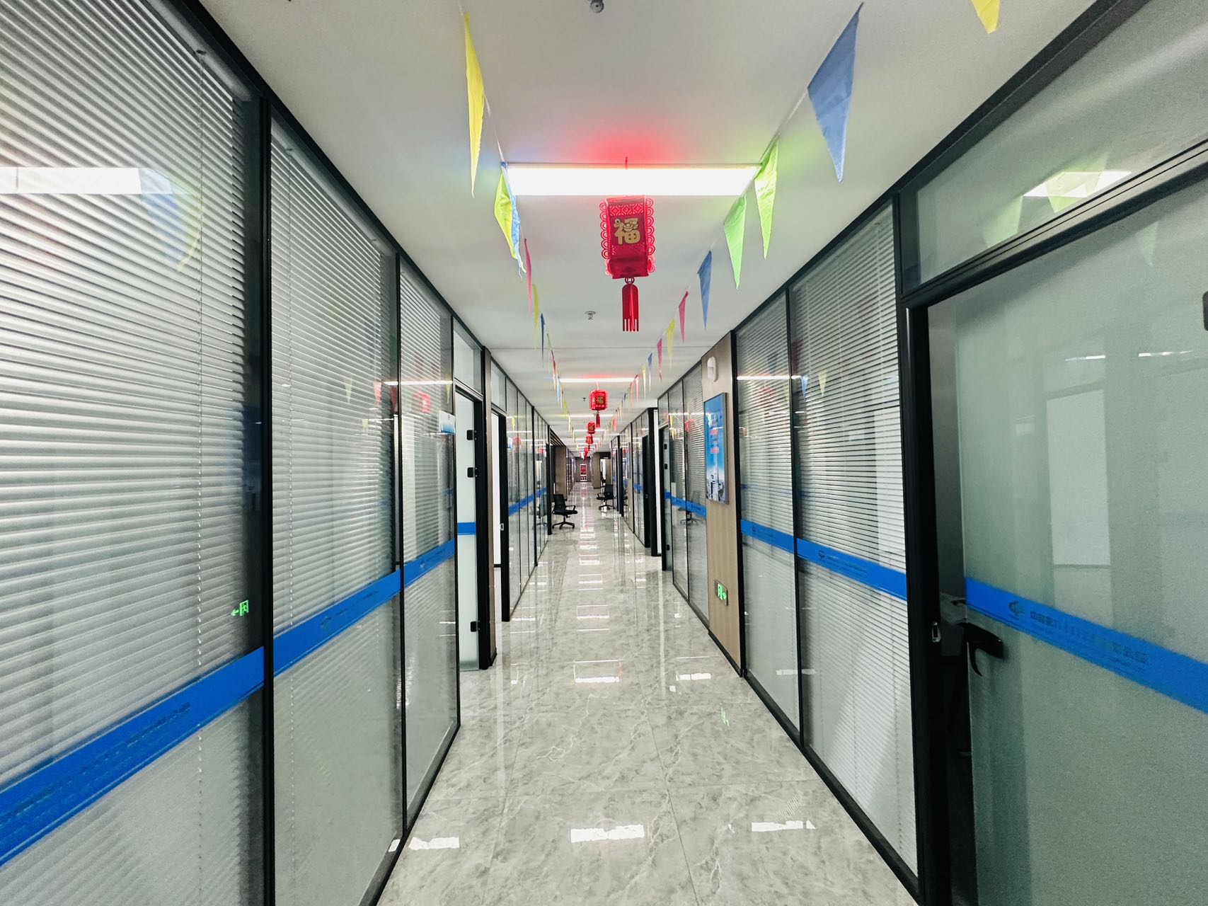 万平商务大厦（17租)