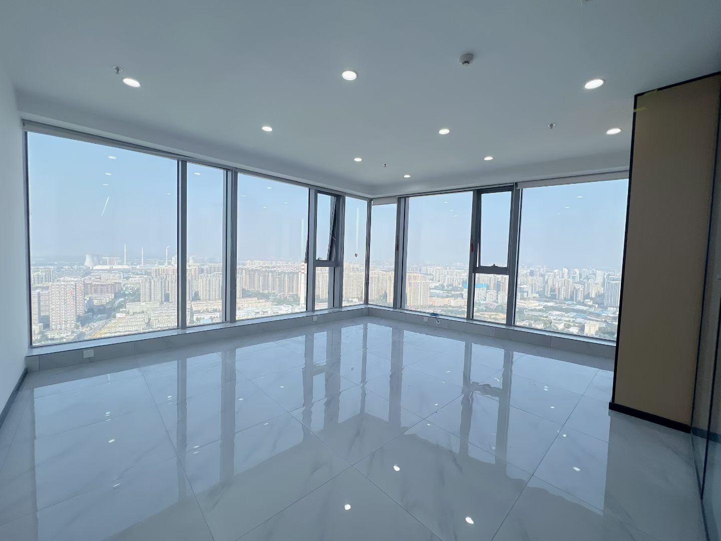 华润置地广场（17租）