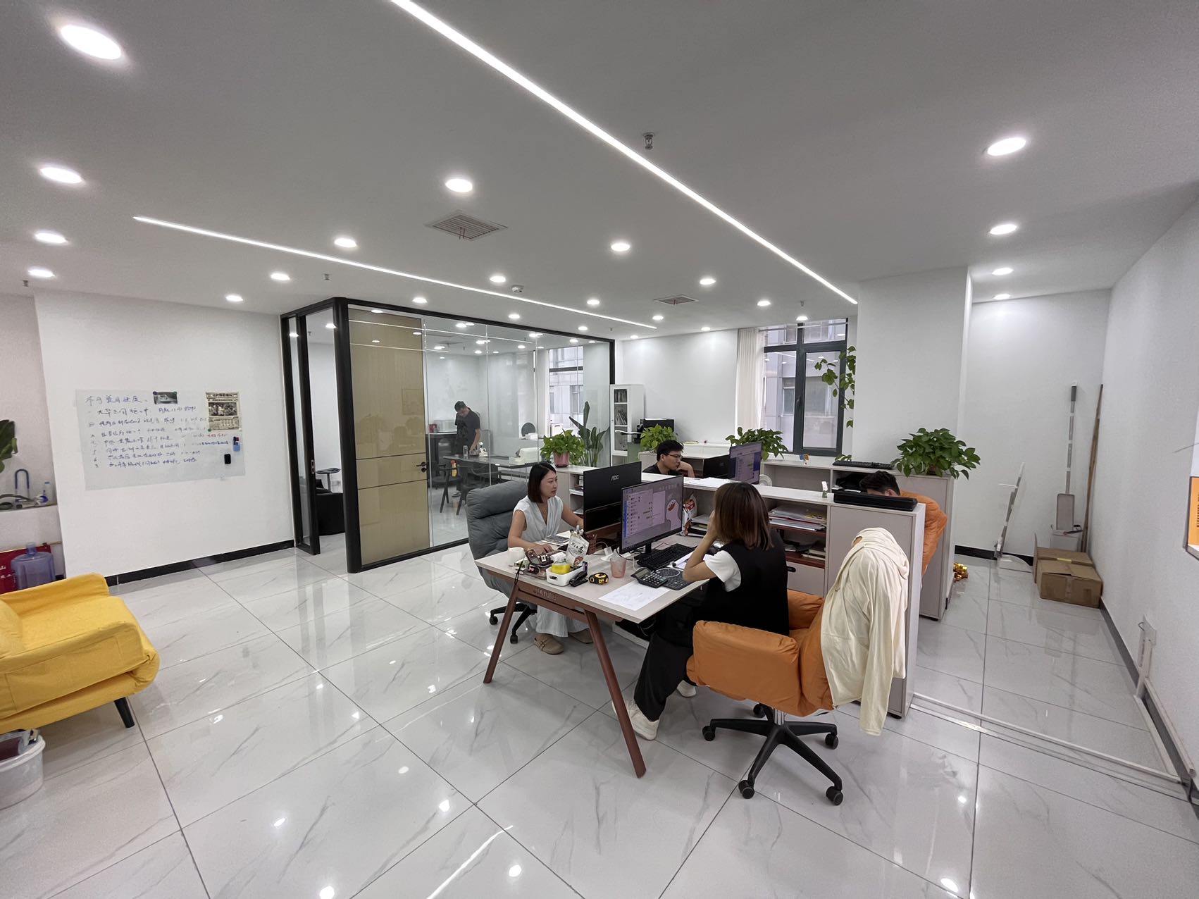 中铁财智中心(17租)