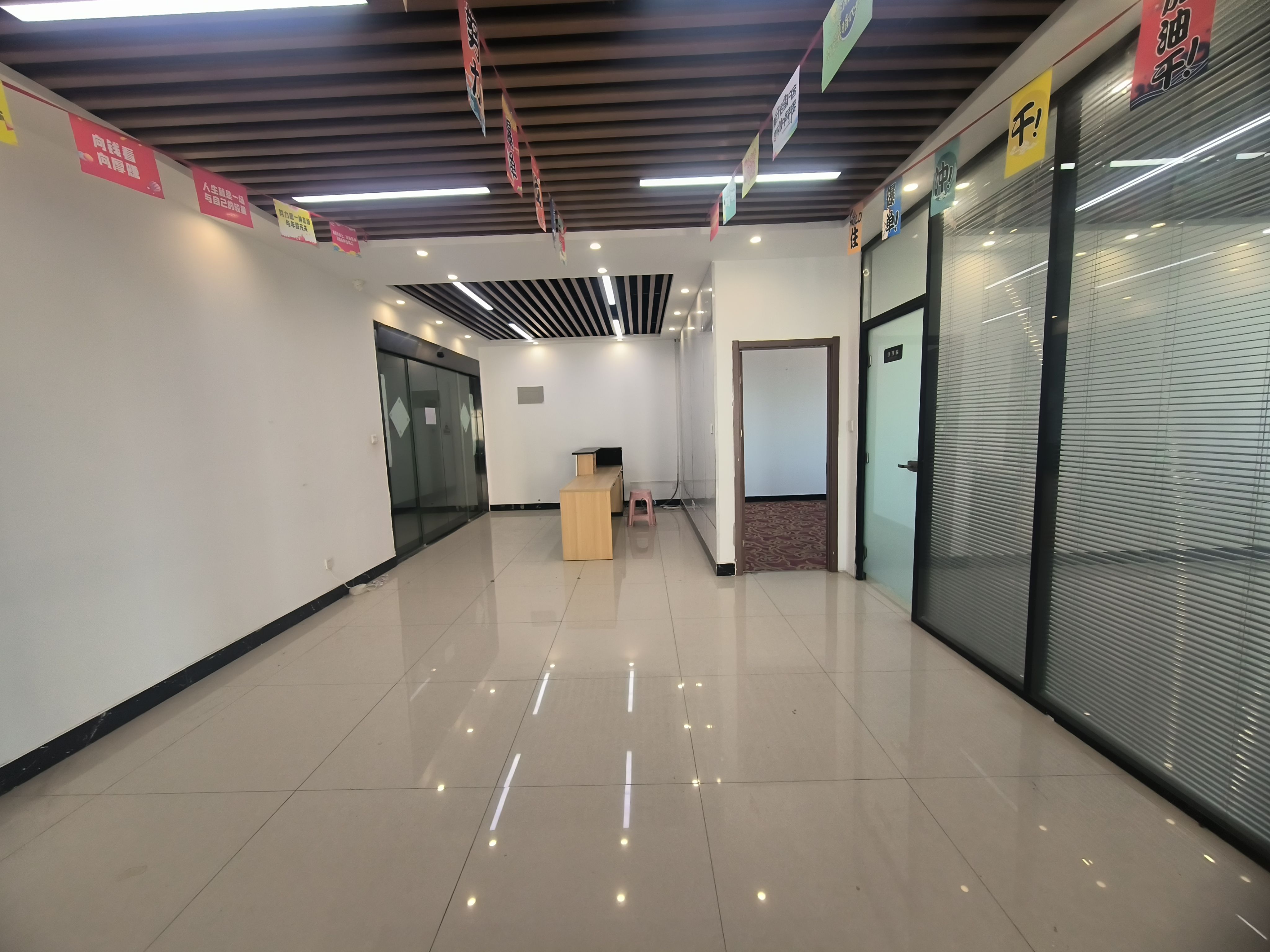 银丰东8区(17租)