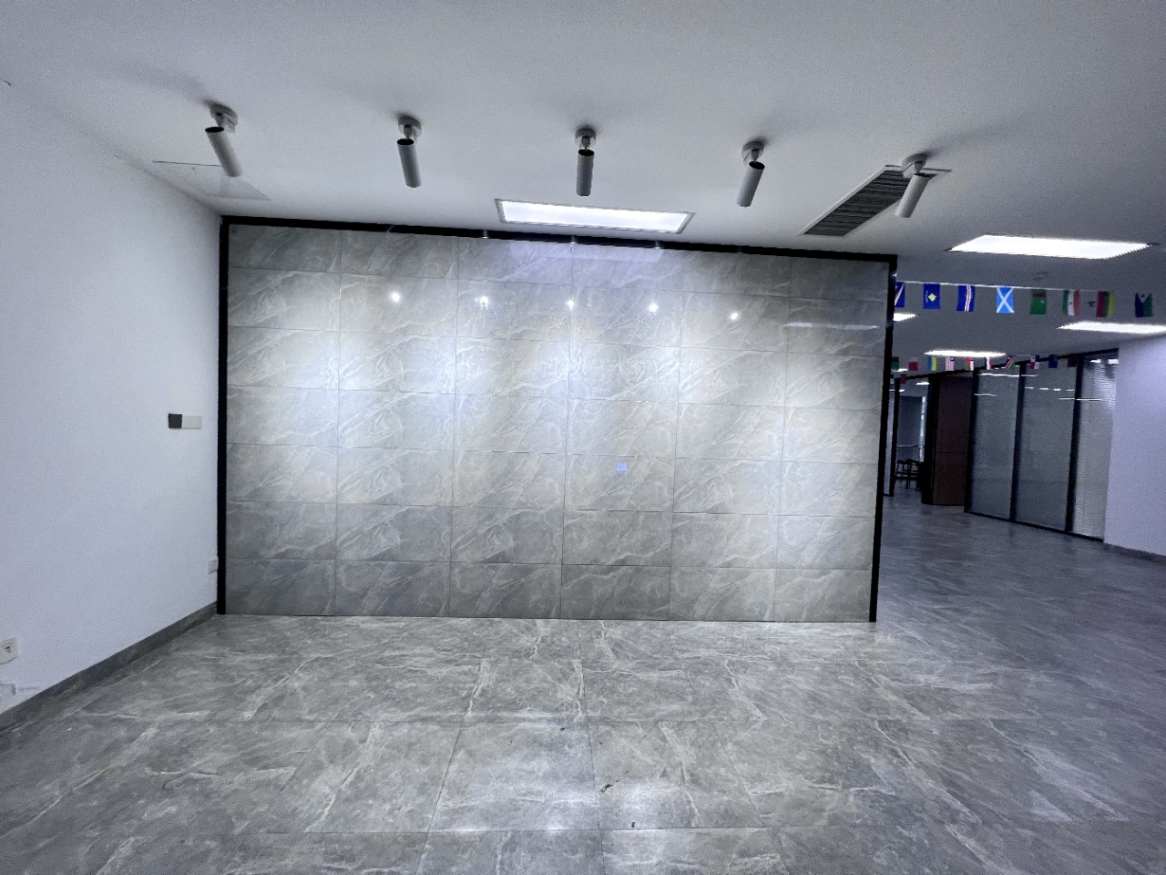 联合财富广场(17租)