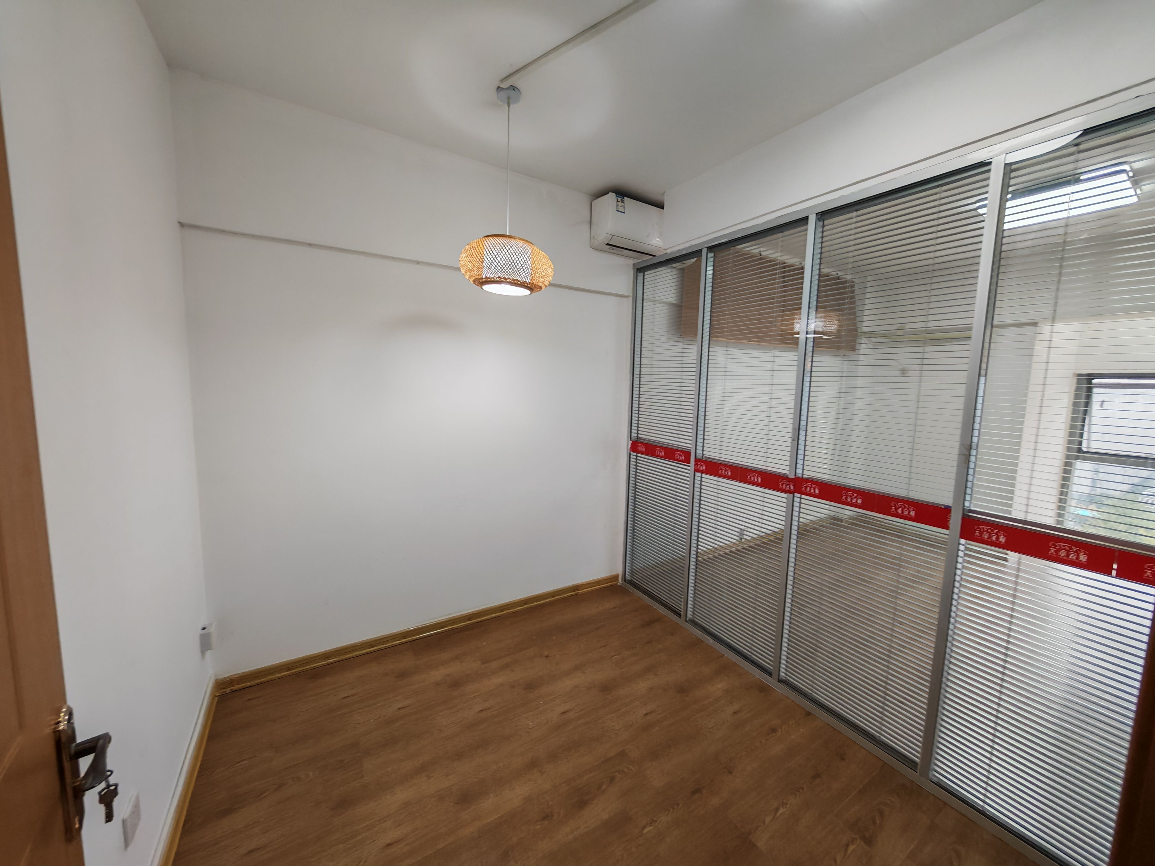 齐鲁文化创意基地(17租)