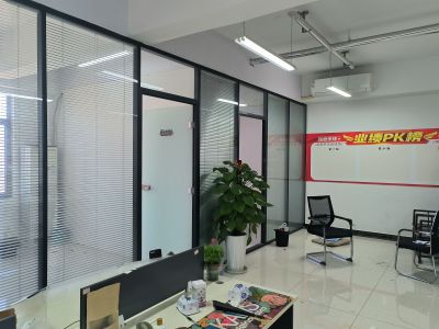 银丰东8区(17租)