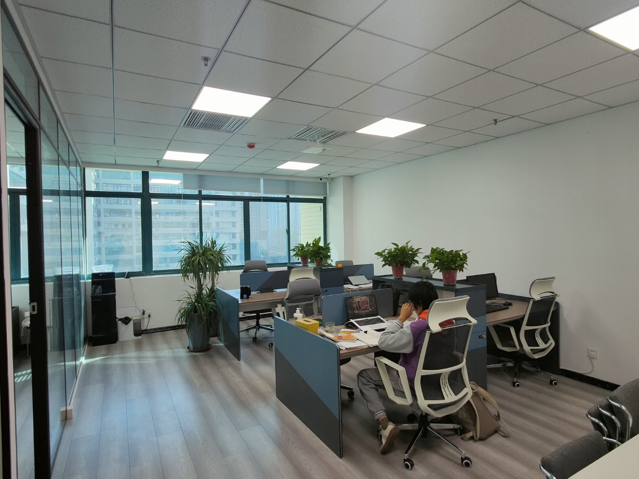 三庆世纪财富中心(17租)