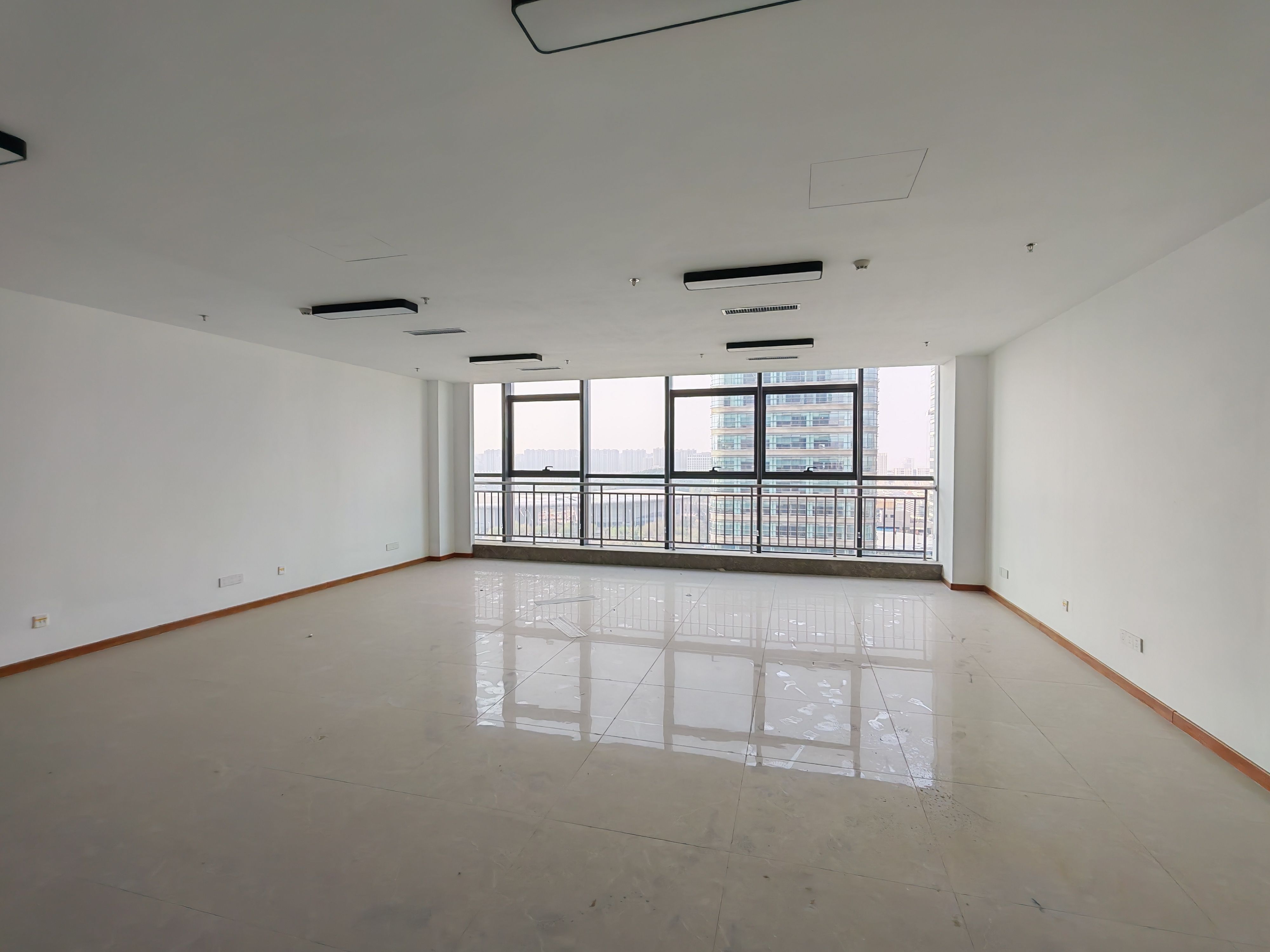 齐鲁财金大厦（17租）